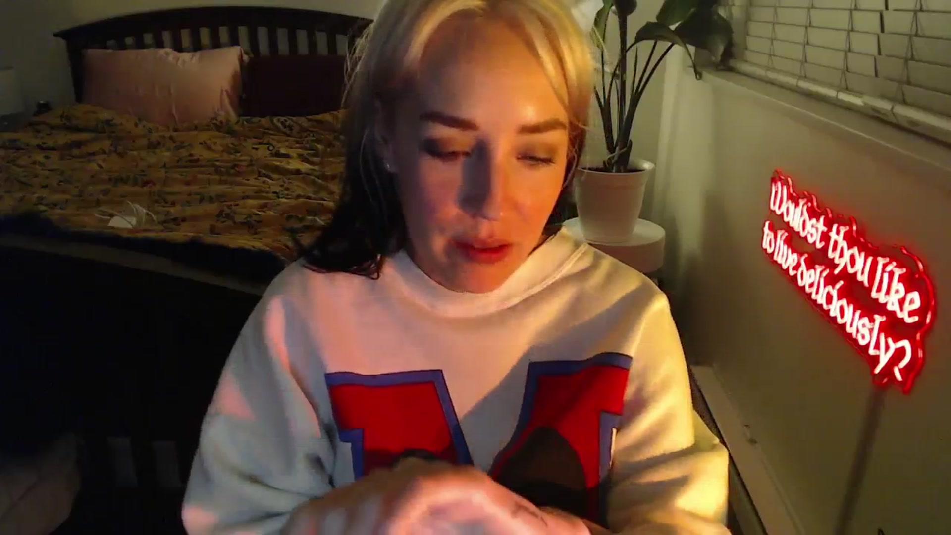 Gallery image thumbnail from NahlaHoney's myfreecams stream on, 02/07/2025, 04:39 image 15 of 20