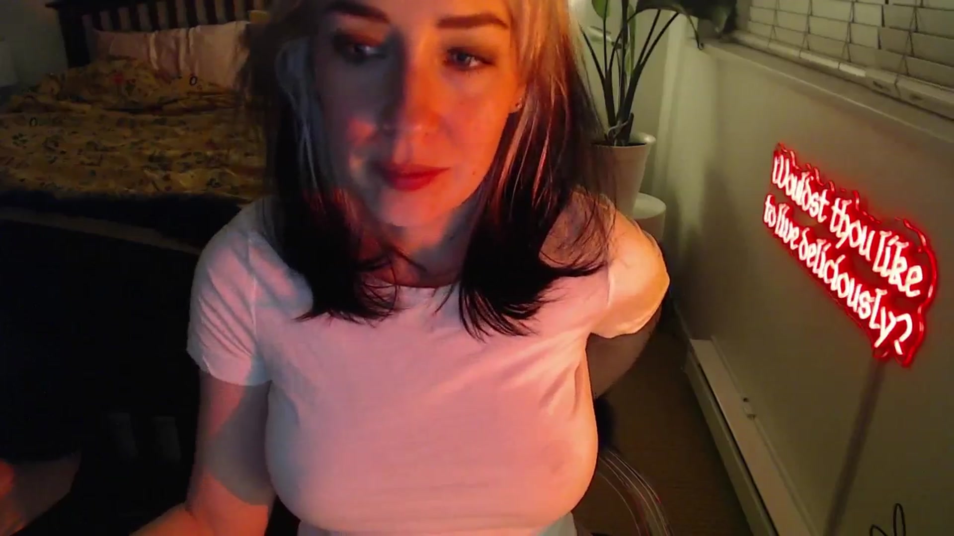 Gallery image thumbnail from NahlaHoney's myfreecams stream on, 02/10/2025, 03:38 image 9 of 20