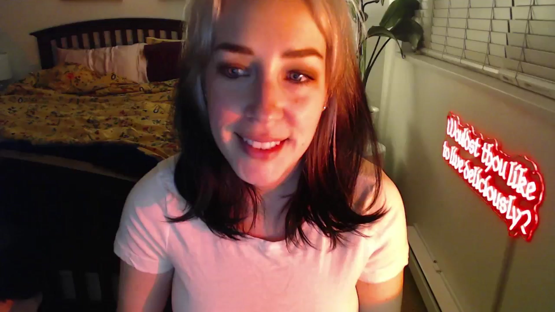 Gallery image thumbnail from NahlaHoney's myfreecams stream on, 02/10/2025, 03:38 image 1 of 20