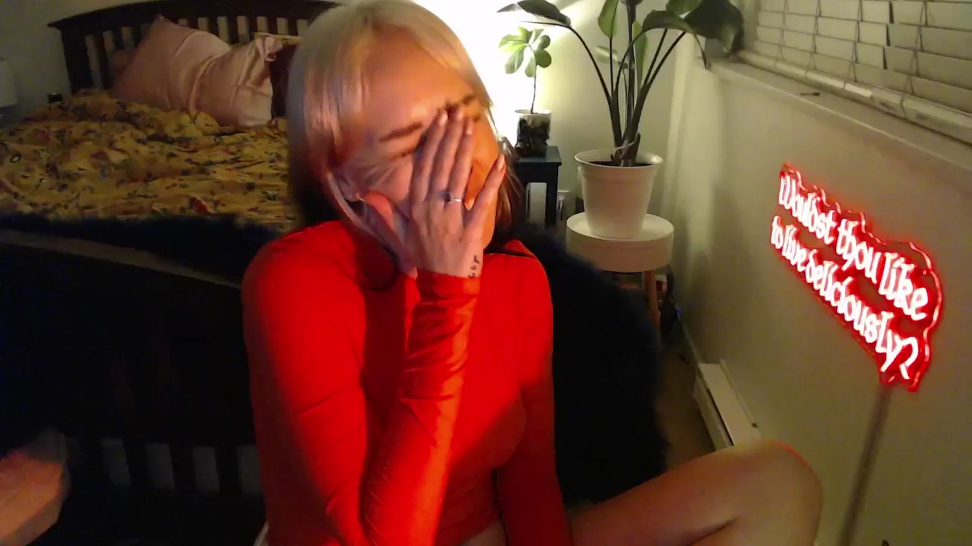Gallery image thumbnail from NahlaHoney's myfreecams stream on, 02/11/2025, 05:32 image 14 of 20