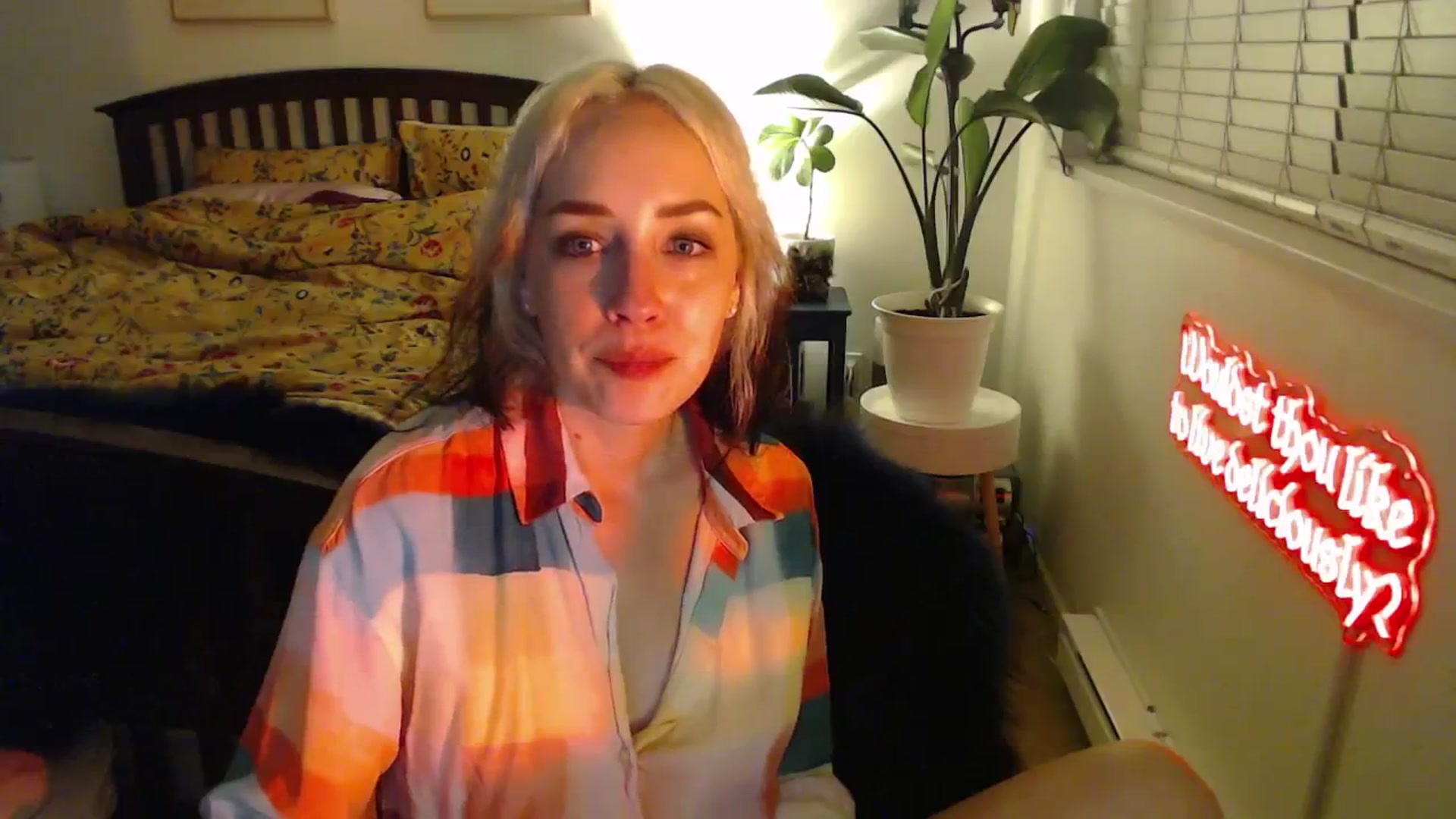 Gallery image thumbnail from NahlaHoney's myfreecams stream on, 02/14/2025, 04:28 image 6 of 20