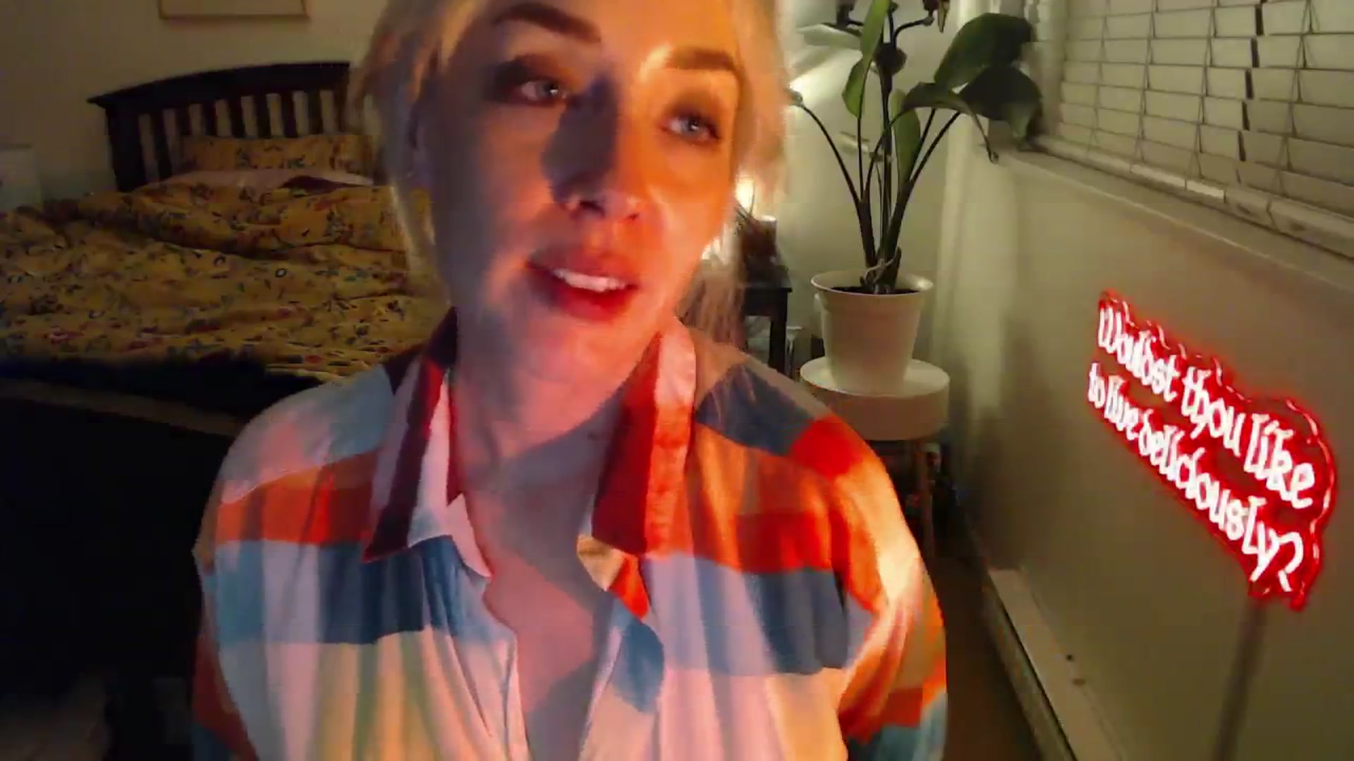 Gallery image thumbnail from NahlaHoney's myfreecams stream on, 02/14/2025, 04:28 image 11 of 20