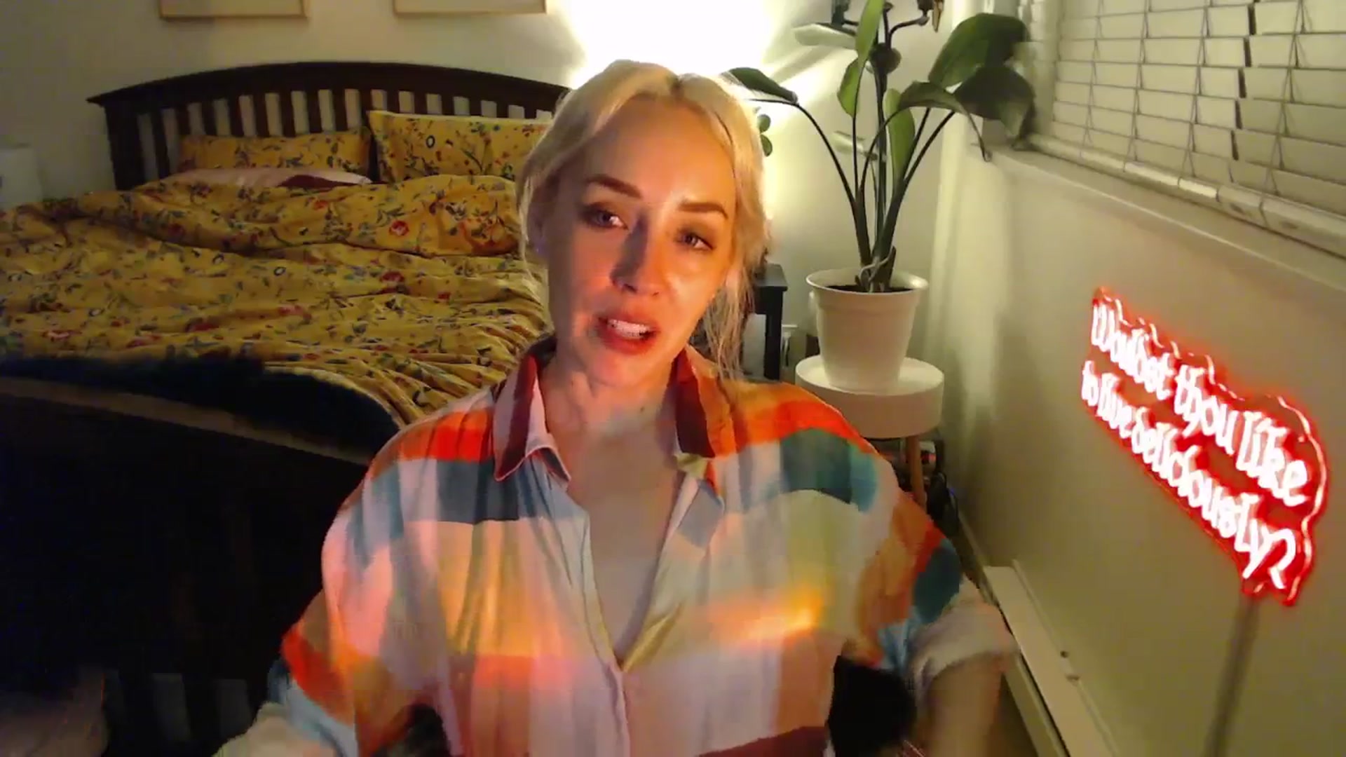 Gallery image thumbnail from NahlaHoney's myfreecams stream on, 02/14/2025, 04:28 image 12 of 20