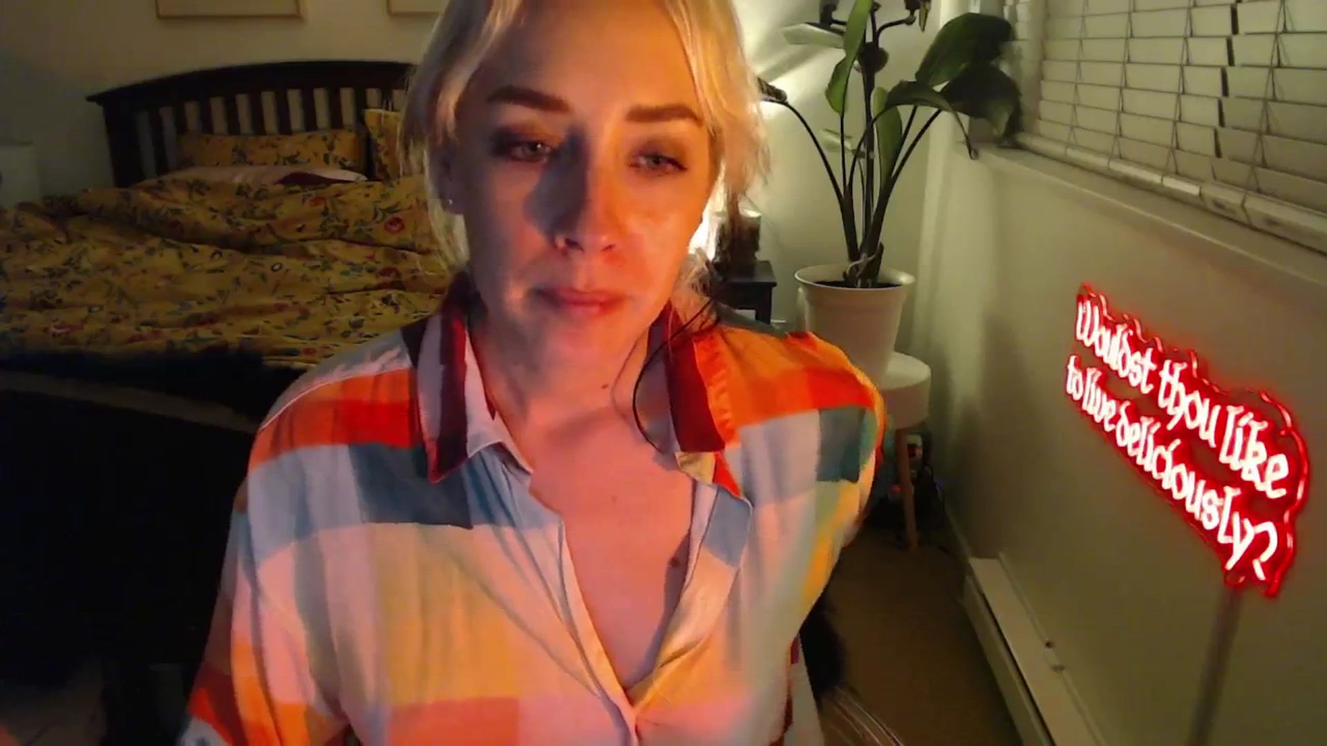 Gallery image thumbnail from NahlaHoney's myfreecams stream on, 02/14/2025, 04:28 image 17 of 20