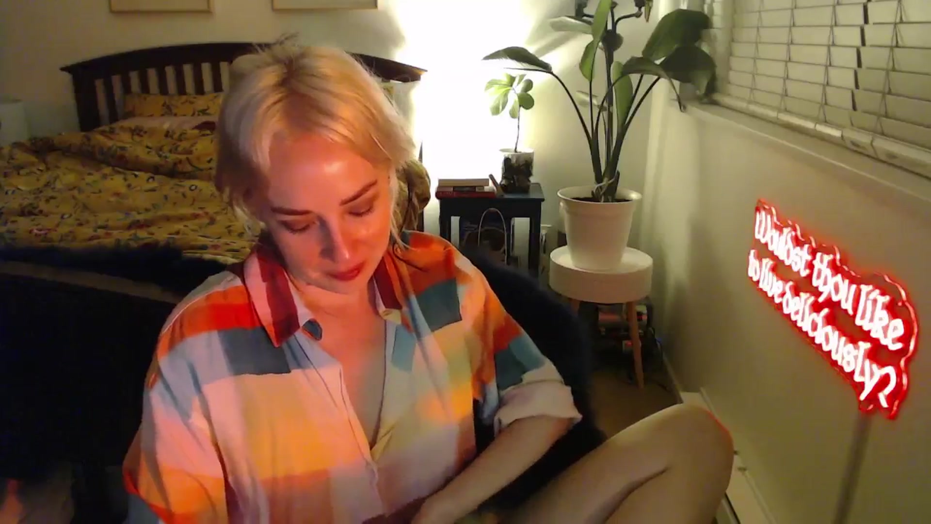 Gallery image thumbnail from NahlaHoney's myfreecams stream on, 02/14/2025, 04:28 image 15 of 20