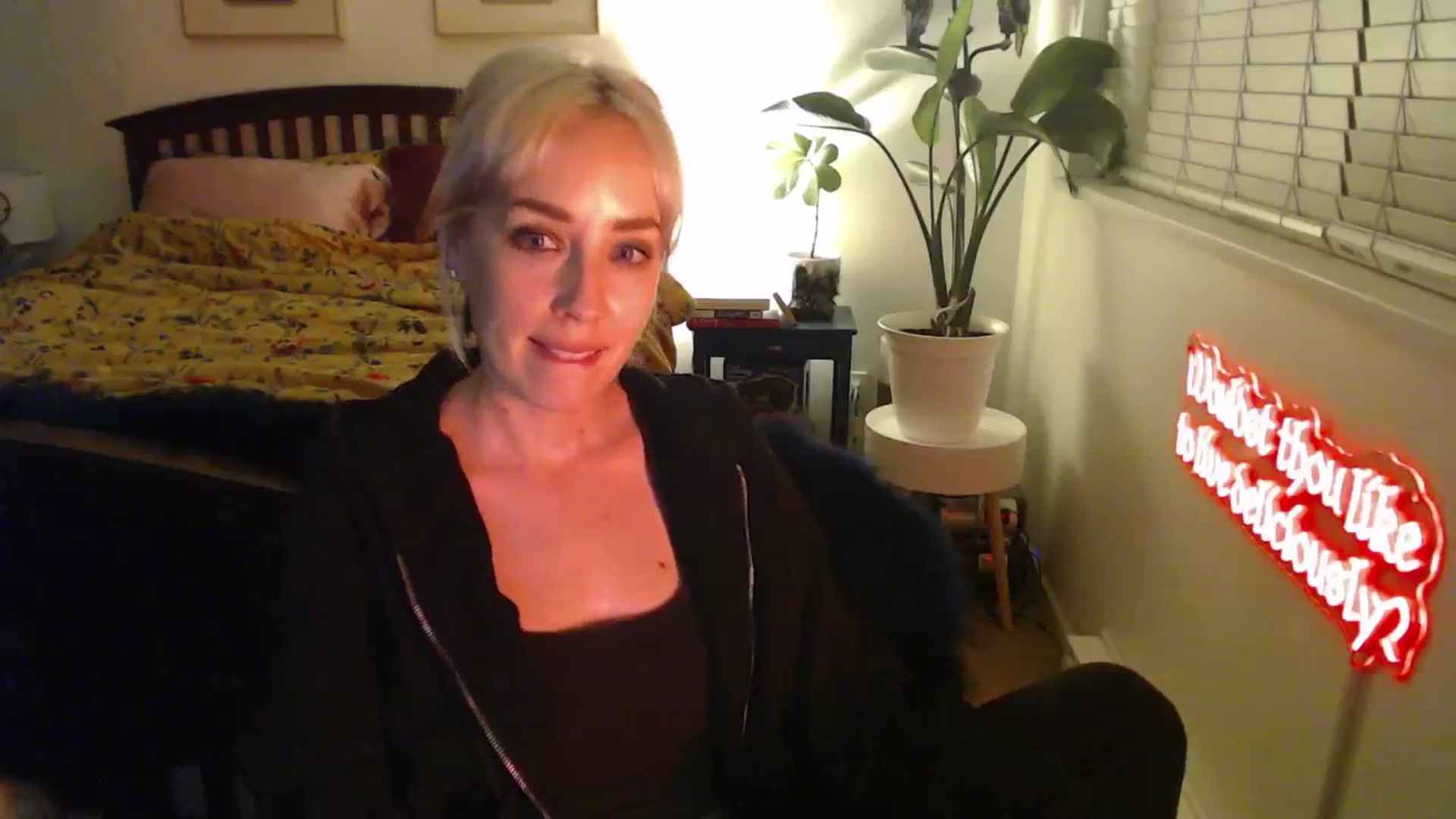 Gallery image thumbnail from NahlaHoney's myfreecams stream on, 02/19/2025, 05:12 image 19 of 20