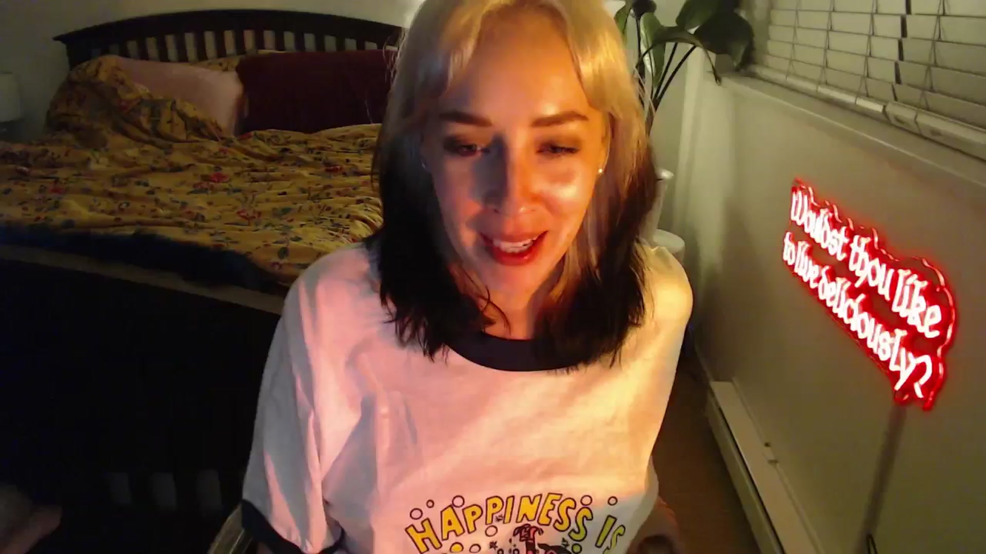Gallery image thumbnail from NahlaHoney's myfreecams stream on, 02/20/2025, 04:45 image 17 of 20