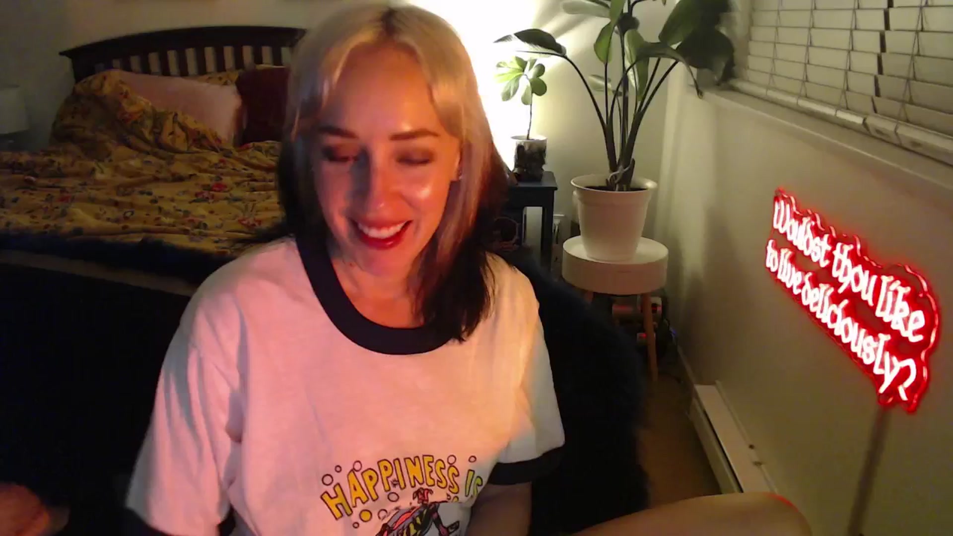 Gallery image thumbnail from NahlaHoney's myfreecams stream on, 02/20/2025, 04:45 image 4 of 20