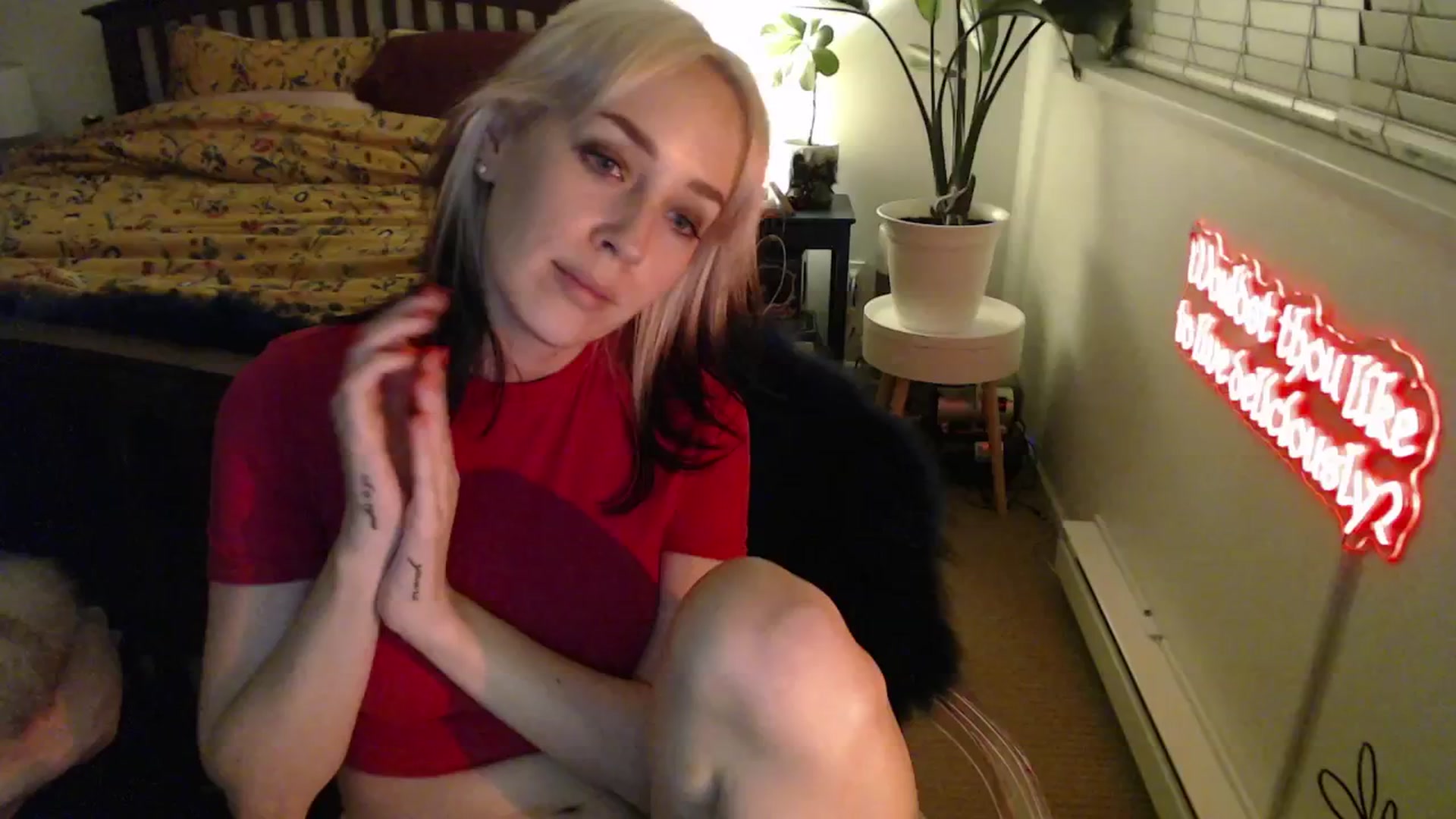 Gallery image thumbnail from NahlaHoney's myfreecams stream on, 02/24/2025, 04:33 image 18 of 20