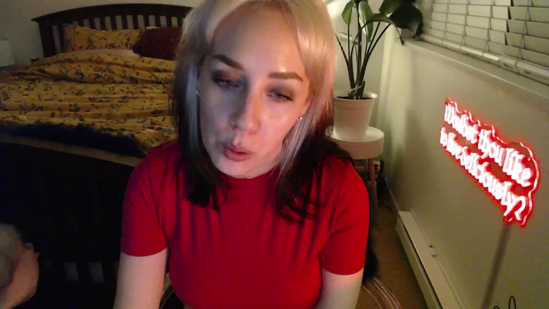 Gallery image thumbnail from NahlaHoney's myfreecams stream on, 02/24/2025, 04:33 image 9 of 20
