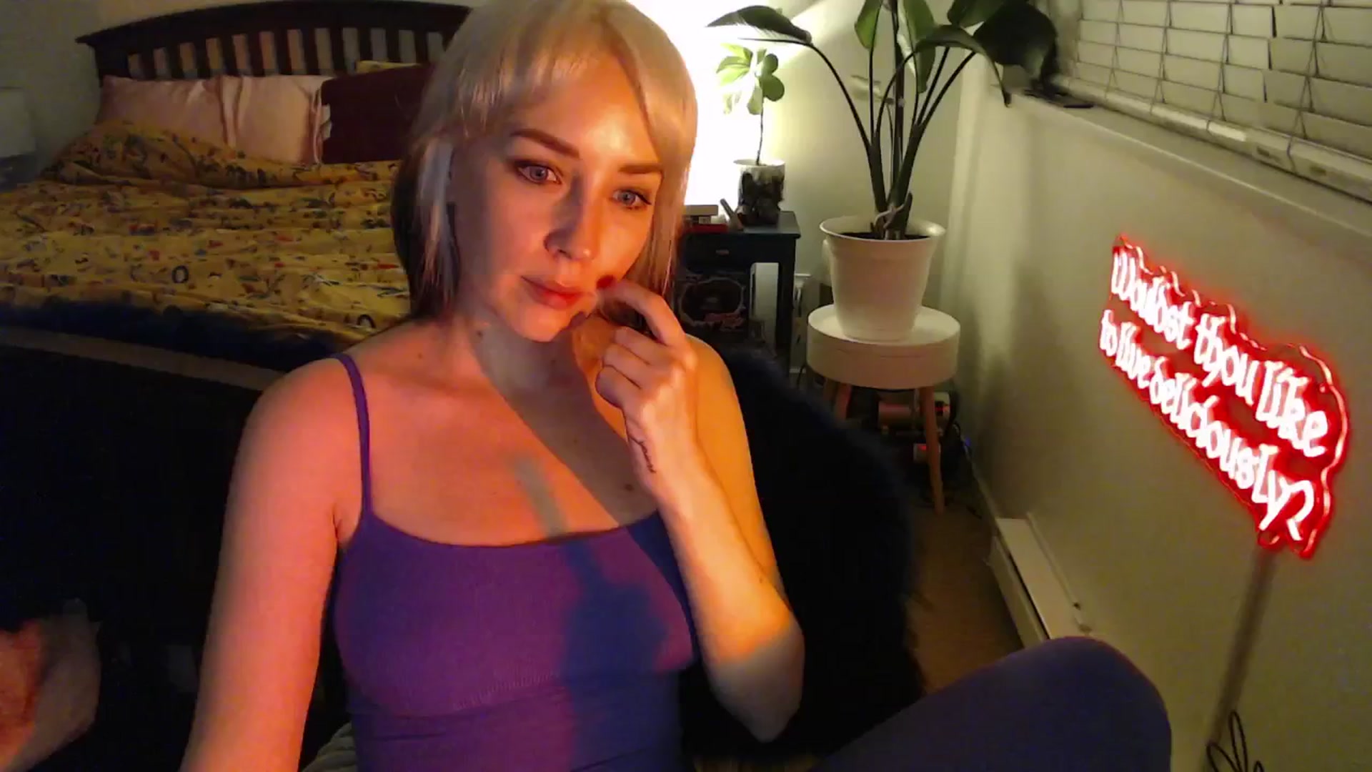 Gallery image thumbnail from NahlaHoney's myfreecams stream on, 02/28/2025, 04:46 image 4 of 20