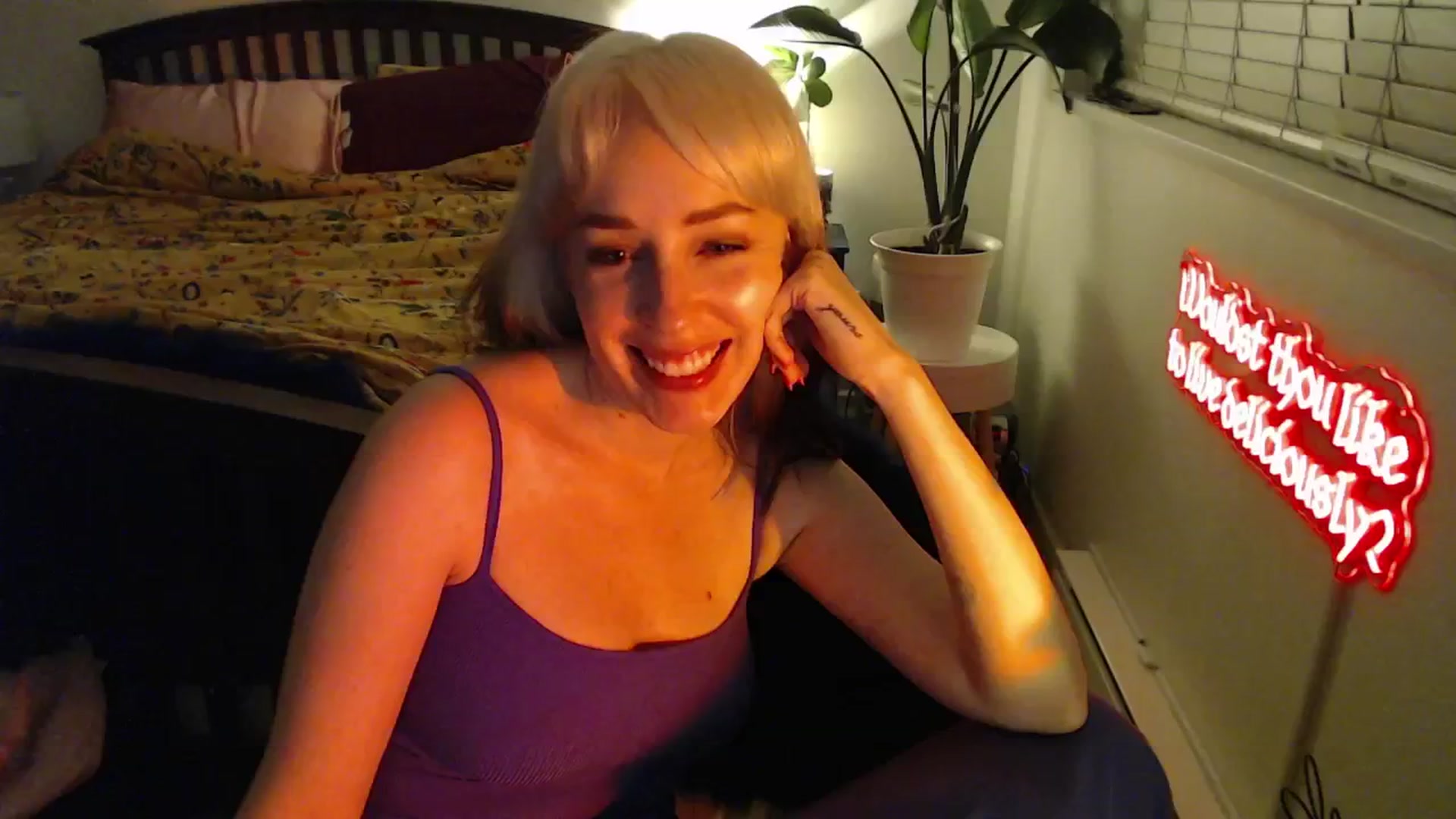 Gallery image thumbnail from NahlaHoney's myfreecams stream on, 02/28/2025, 04:46 image 14 of 20
