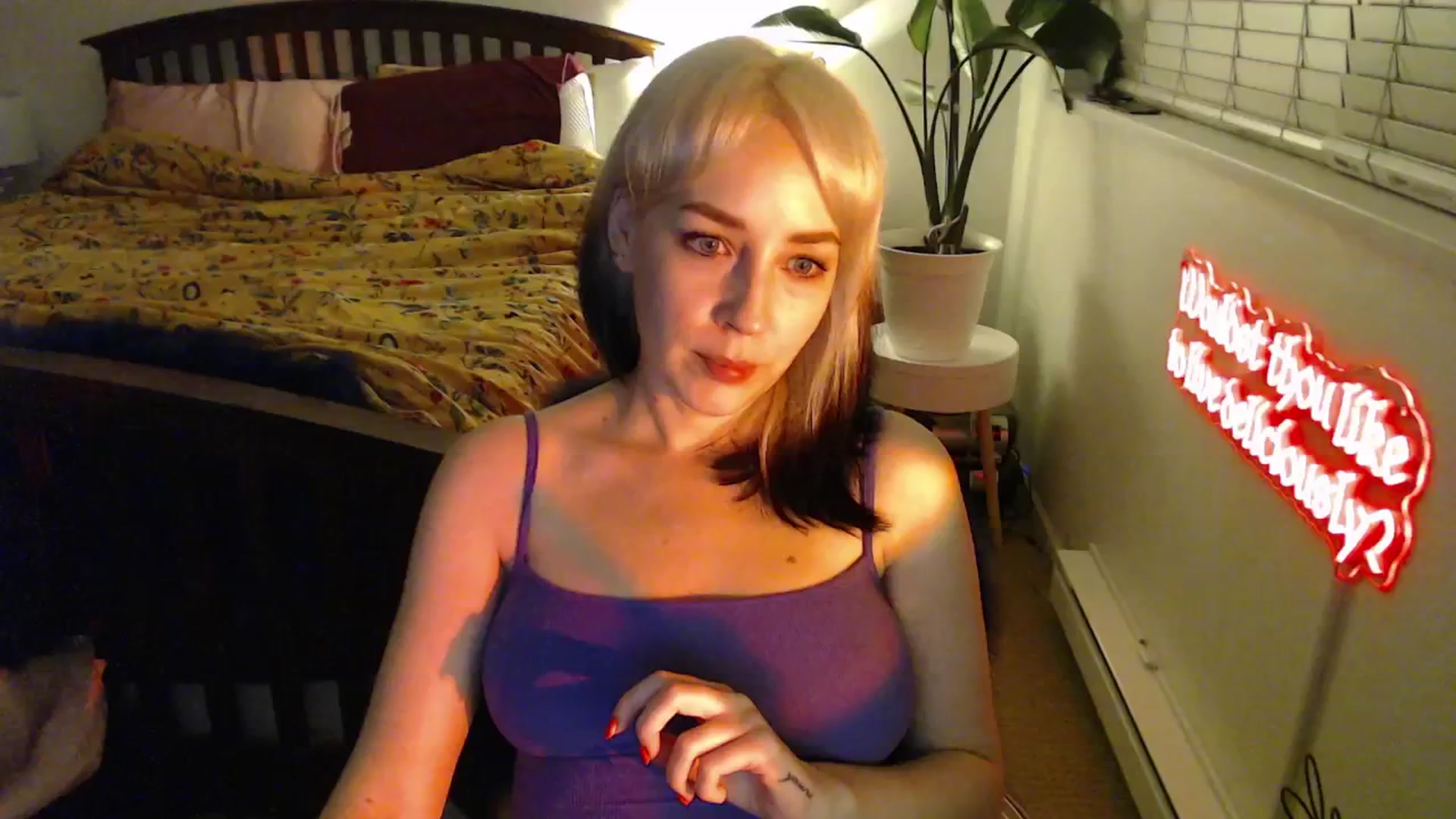 Gallery image thumbnail from NahlaHoney's myfreecams stream on, 02/28/2025, 04:46 image 6 of 20