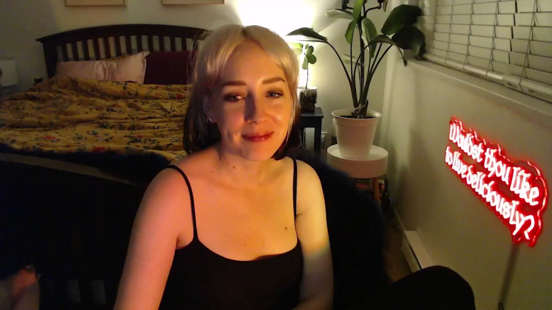 Gallery image thumbnail from NahlaHoney's myfreecams stream on, 03/05/2025, 04:52 image 18 of 20
