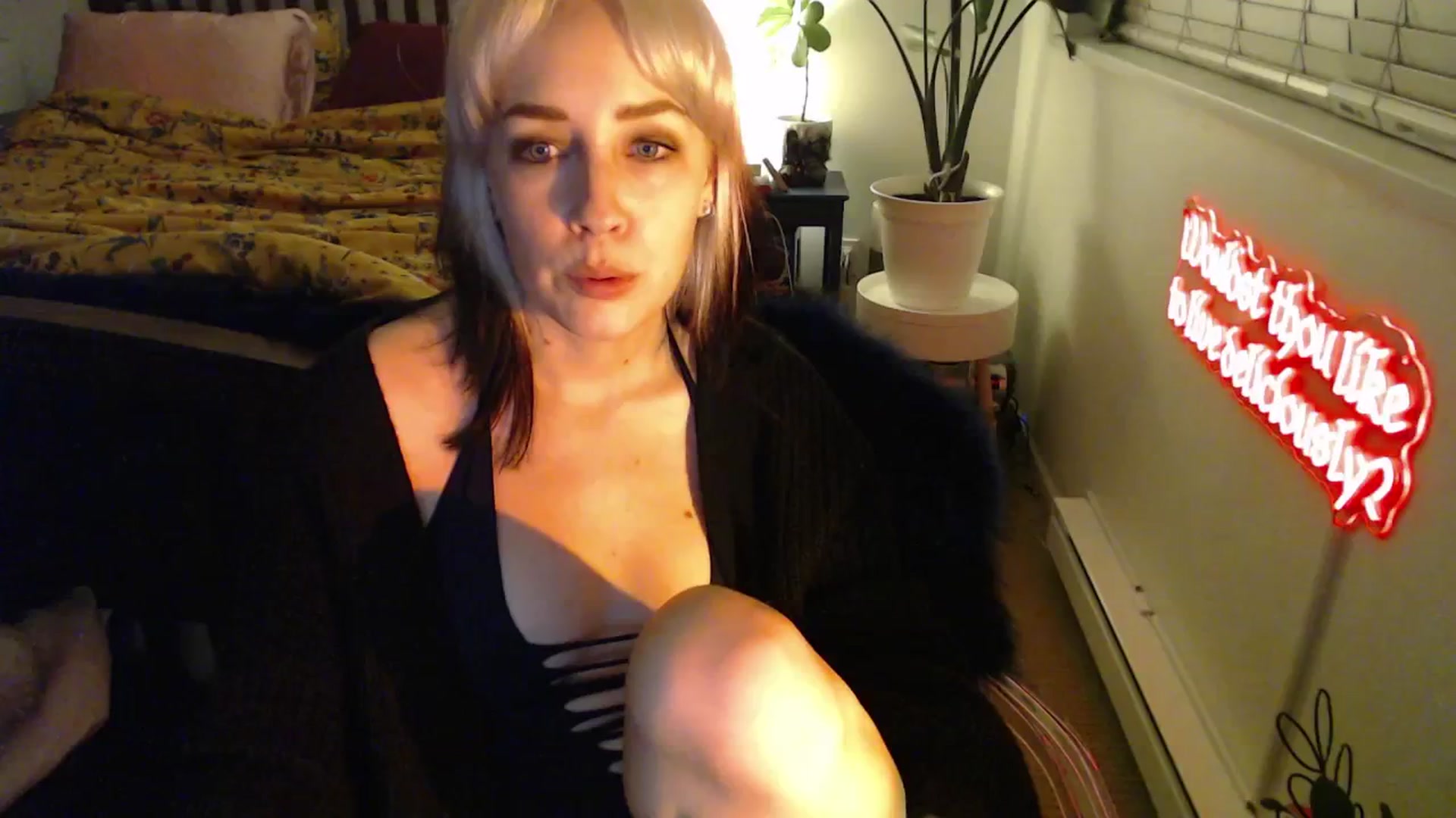 Gallery image thumbnail from NahlaHoney's myfreecams stream on, 03/06/2025, 05:24 image 5 of 20