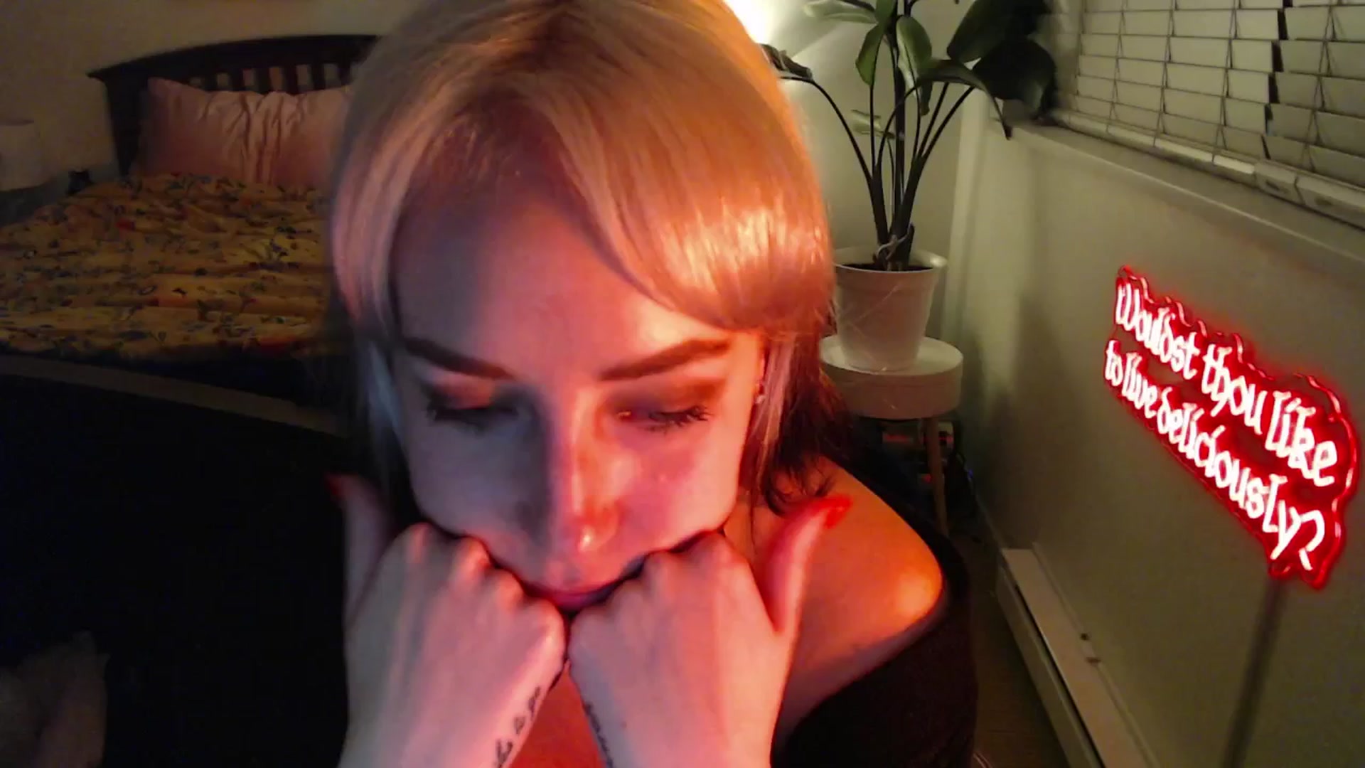 Gallery image thumbnail from NahlaHoney's myfreecams stream on, 03/07/2025, 06:13 image 5 of 20