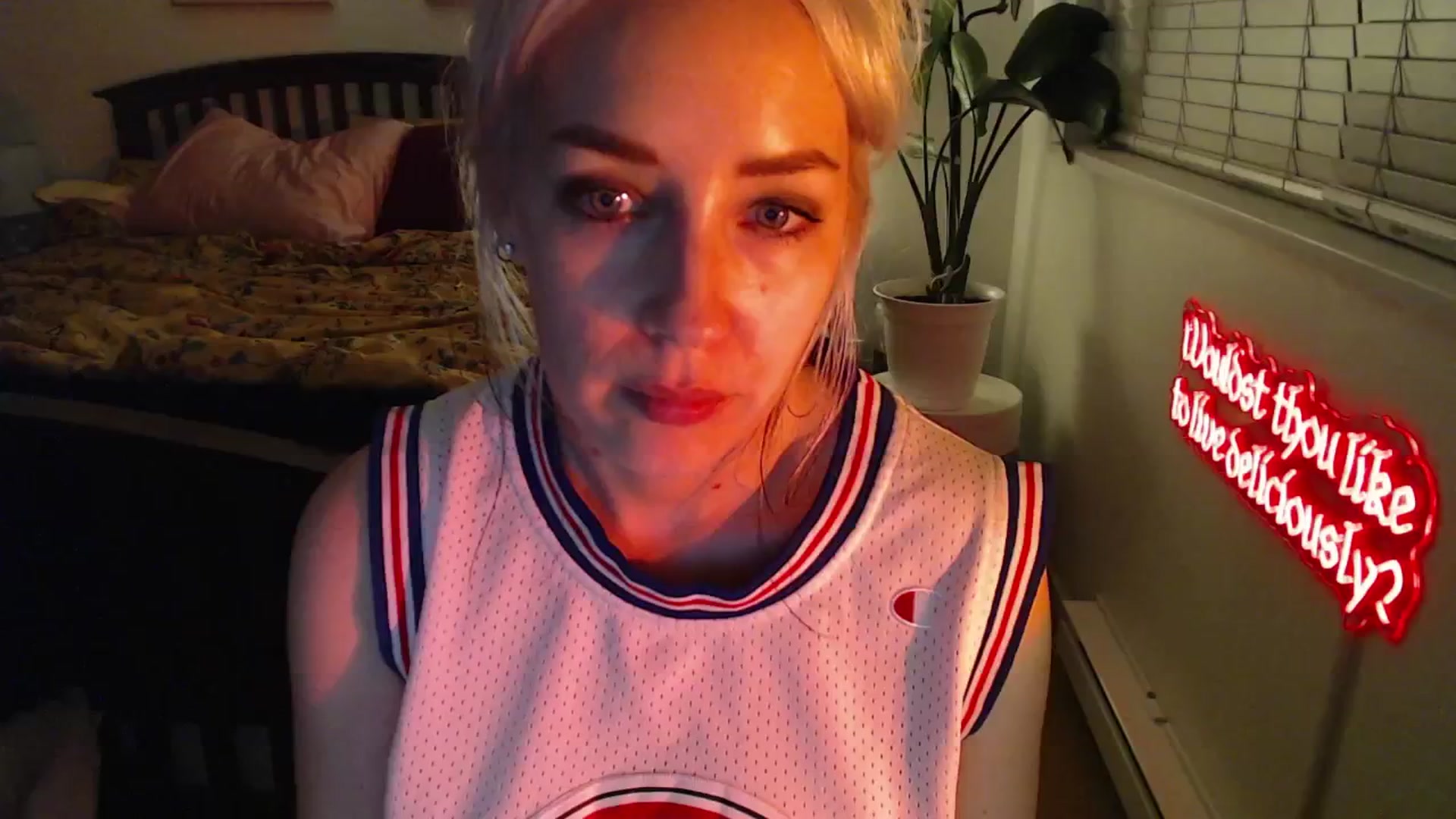 Gallery image thumbnail from NahlaHoney's myfreecams stream on, 03/08/2025, 04:04 image 7 of 20
