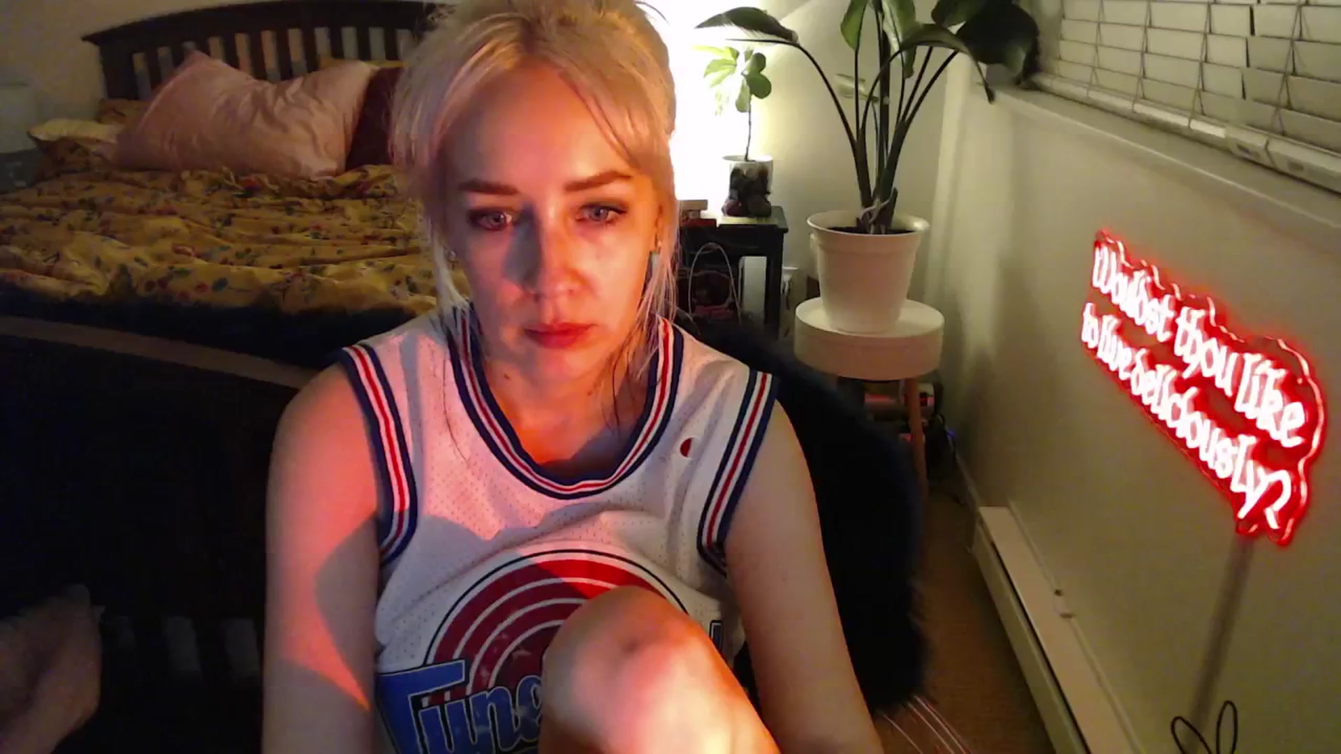 Gallery image thumbnail from NahlaHoney's myfreecams stream on, 03/08/2025, 04:04 image 3 of 20