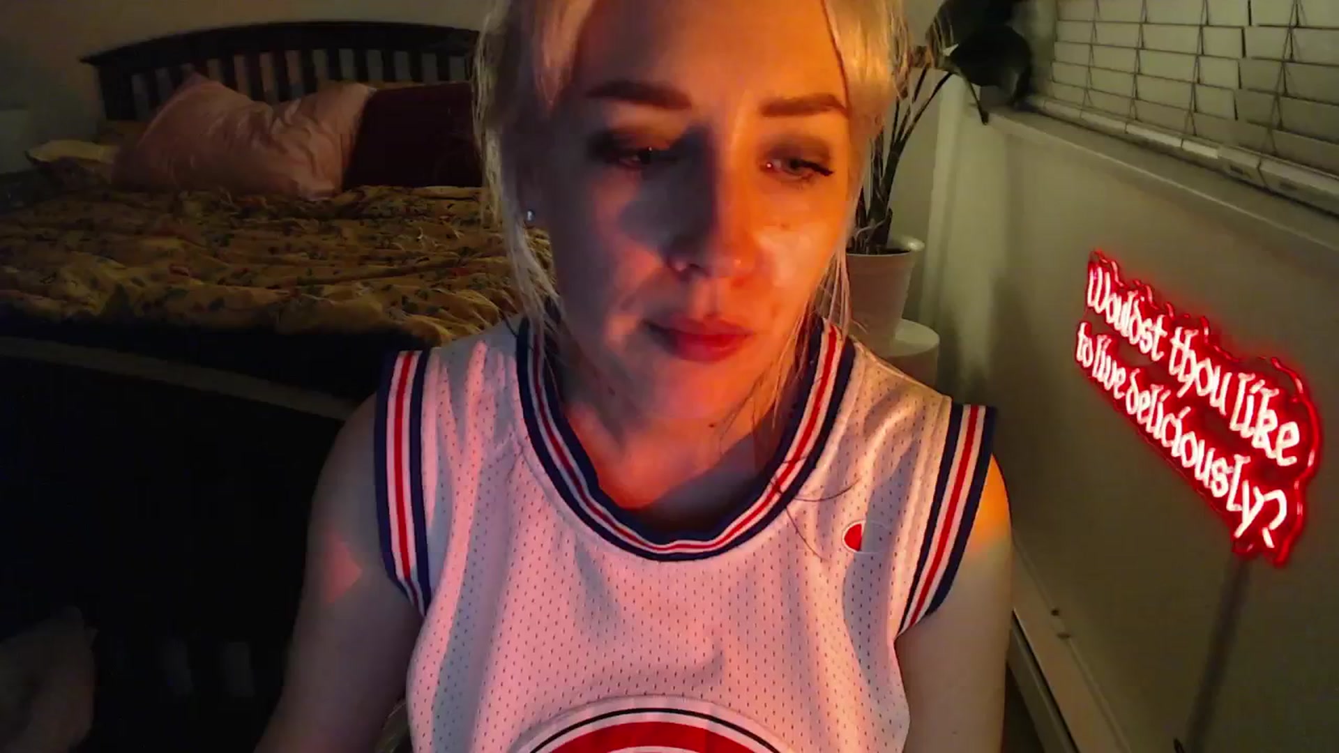 Gallery image thumbnail from NahlaHoney's myfreecams stream on, 03/08/2025, 04:04 image 12 of 20