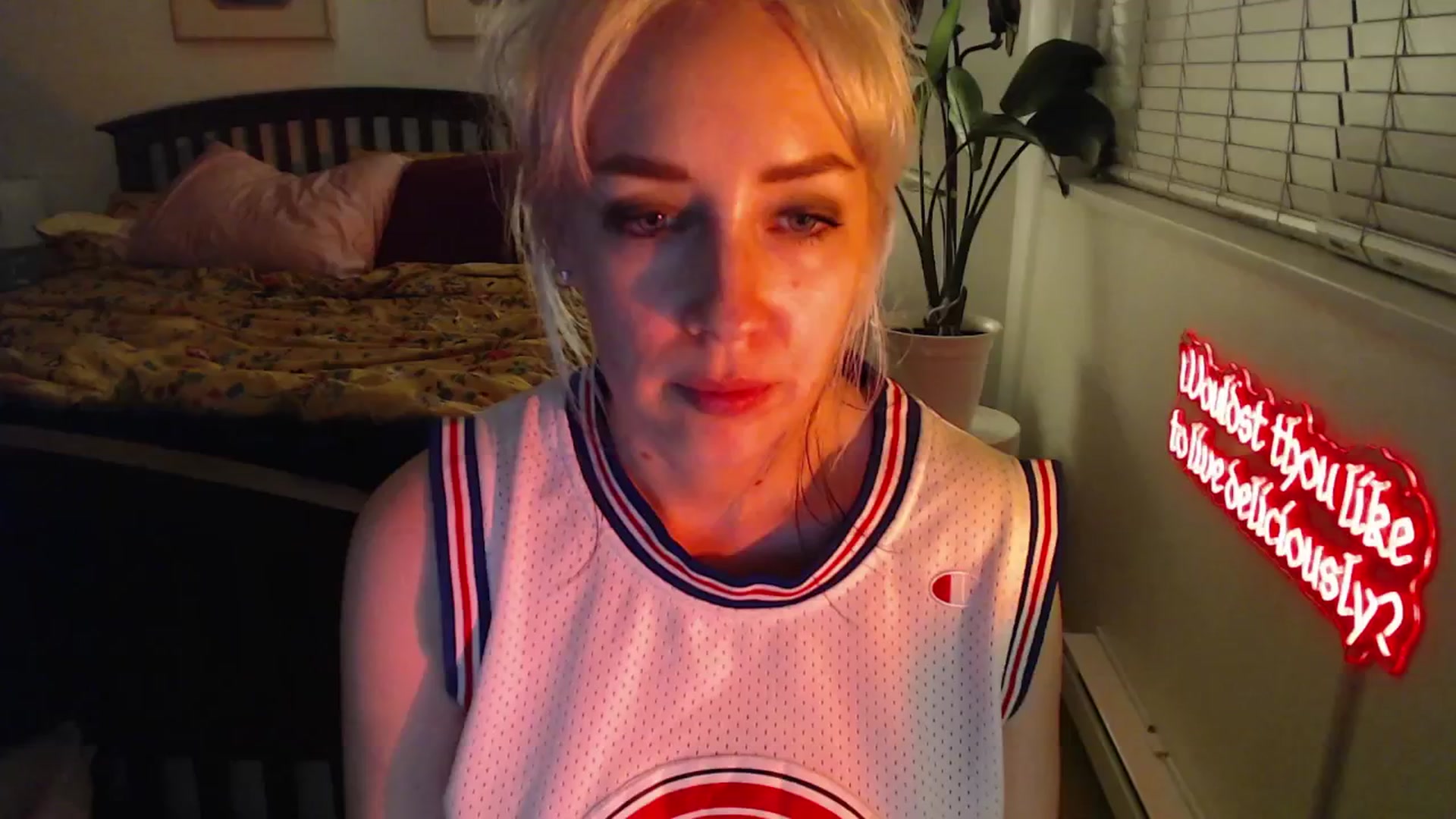 Gallery image thumbnail from NahlaHoney's myfreecams stream on, 03/08/2025, 04:04 image 2 of 20