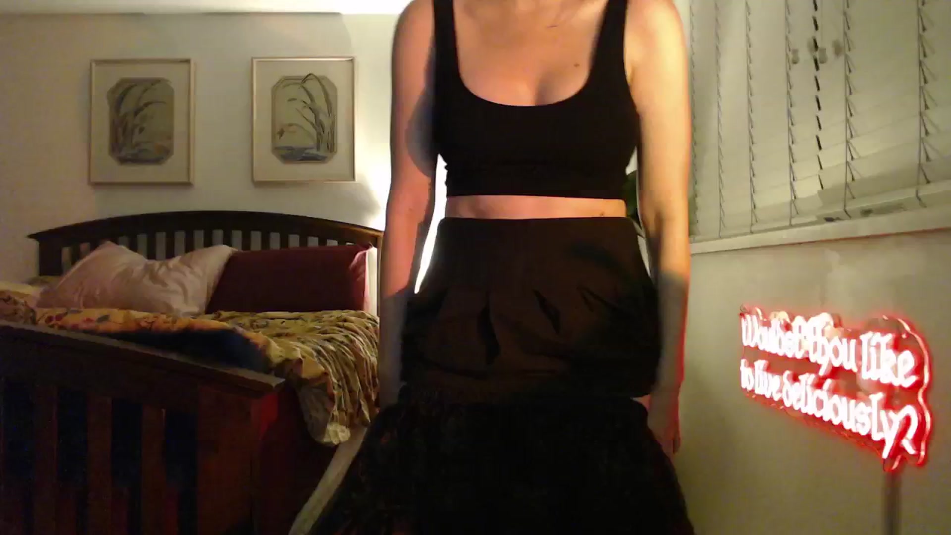 Gallery image thumbnail from NahlaHoney's myfreecams stream on, 03/08/2025, 04:04 image 16 of 20
