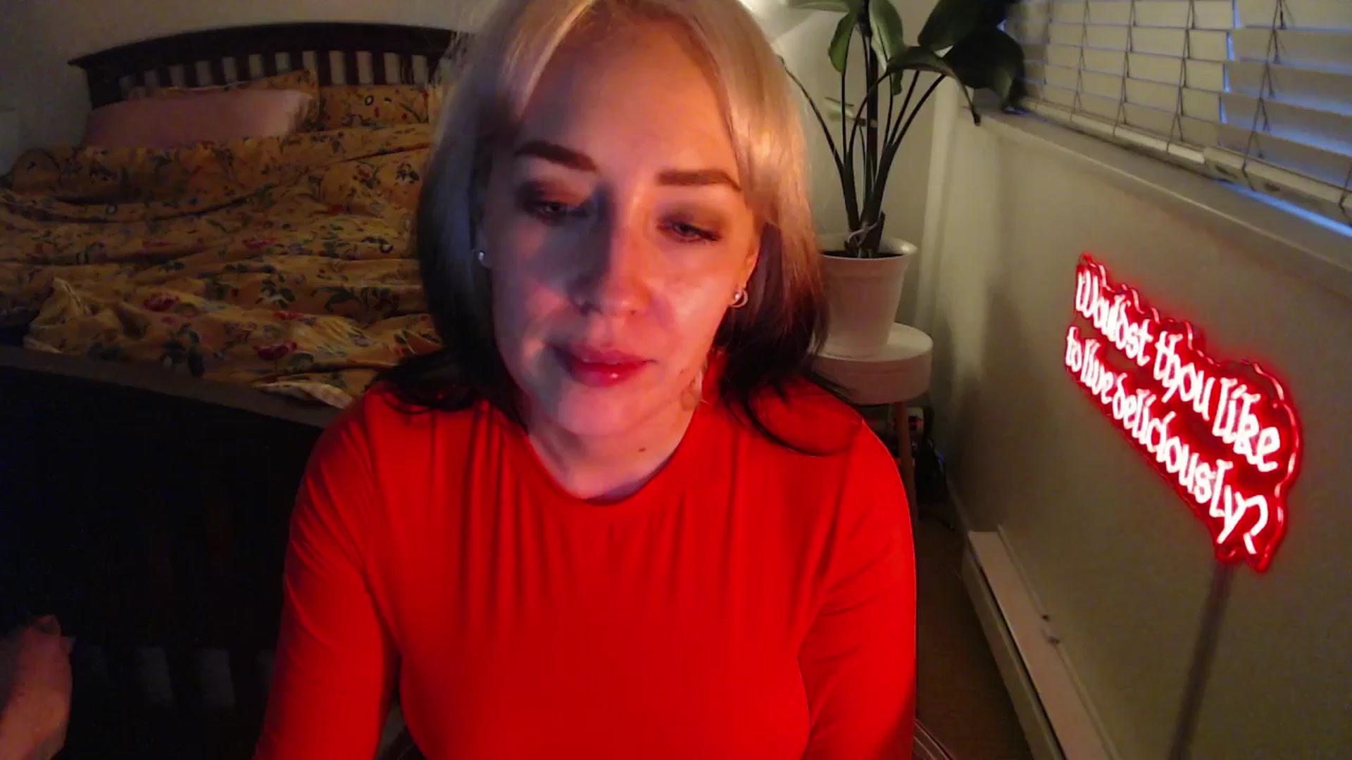 Gallery image thumbnail from NahlaHoney's myfreecams stream on, 03/11/2025, 02:27 image 6 of 20