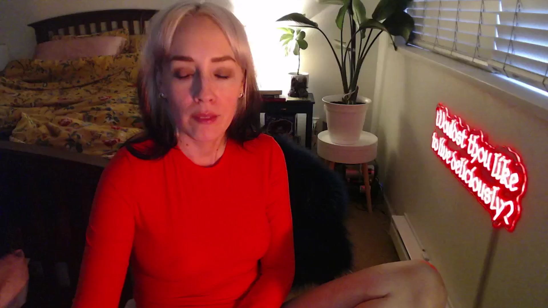 Gallery image thumbnail from NahlaHoney's myfreecams stream on, 03/11/2025, 02:27 image 3 of 20