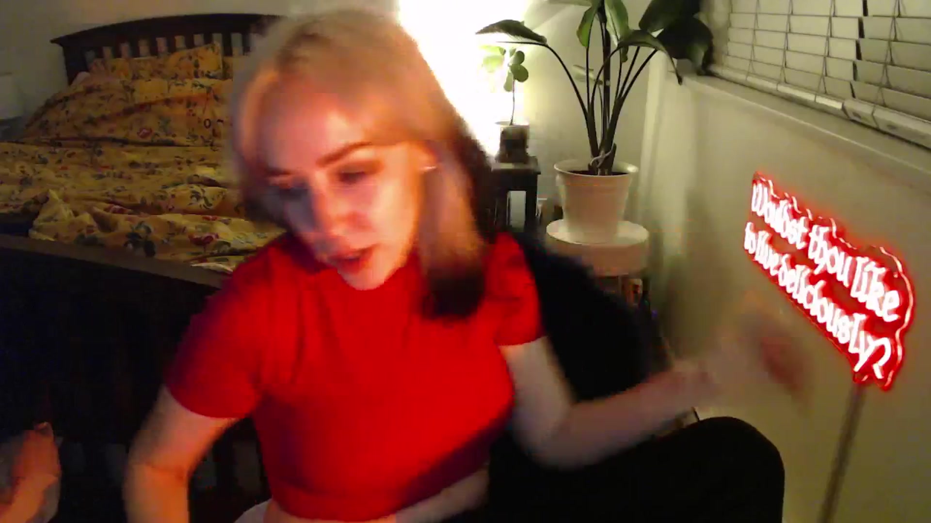 Gallery image thumbnail from NahlaHoney's myfreecams stream on, 03/12/2025, 03:06 image 17 of 20