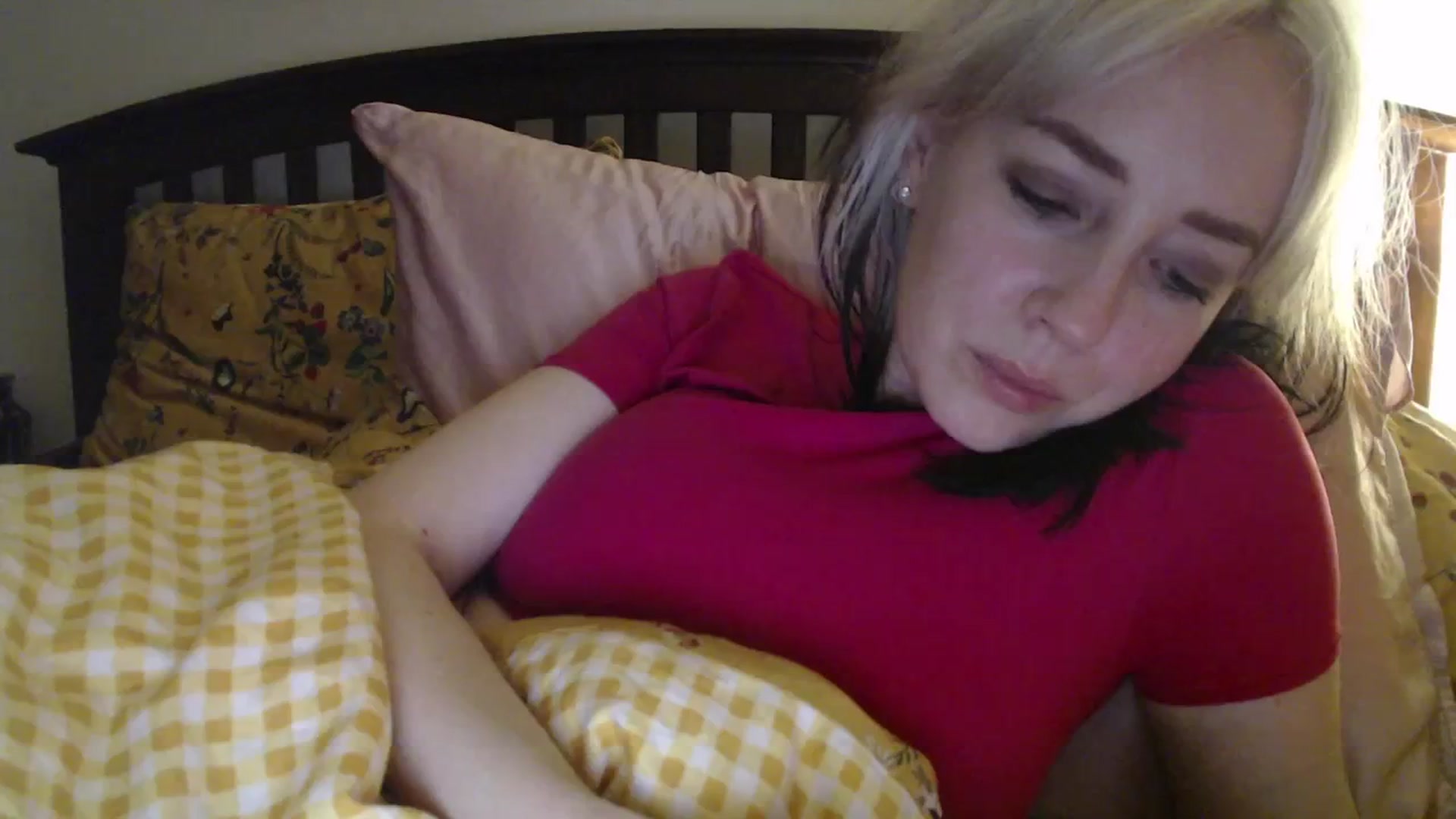 Gallery image thumbnail from NahlaHoney's myfreecams stream on, 03/12/2025, 05:04 image 9 of 20