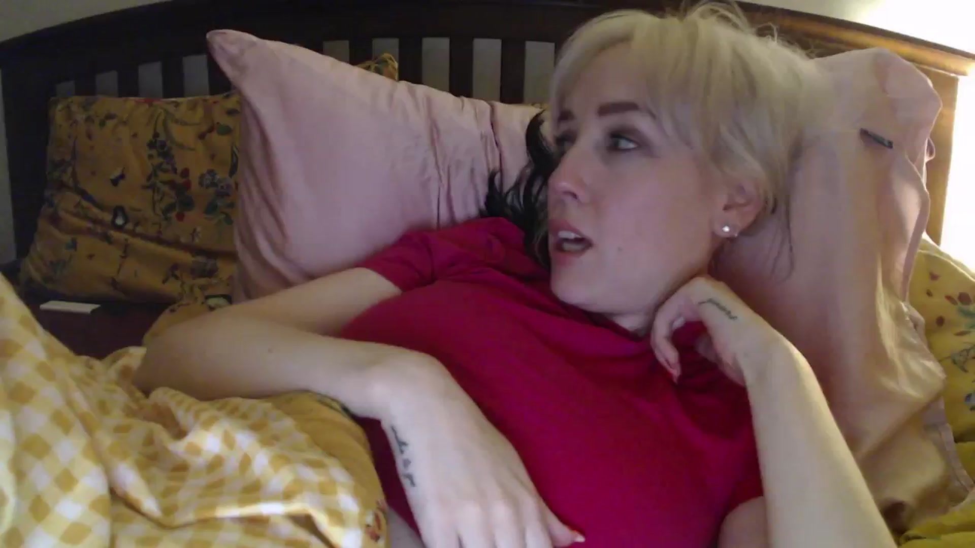 Gallery image thumbnail from NahlaHoney's myfreecams stream on, 03/12/2025, 05:04 image 1 of 20