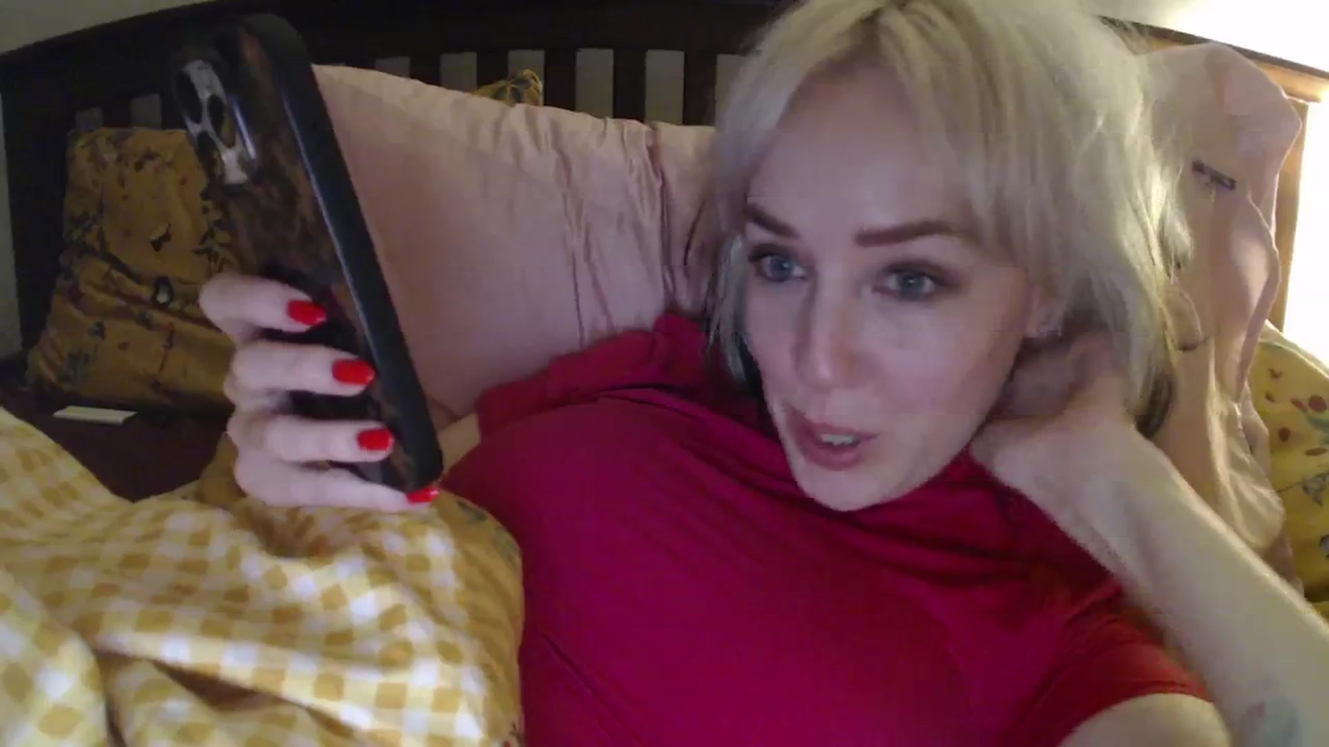 Gallery image thumbnail from NahlaHoney's myfreecams stream on, 03/12/2025, 05:04 image 2 of 20