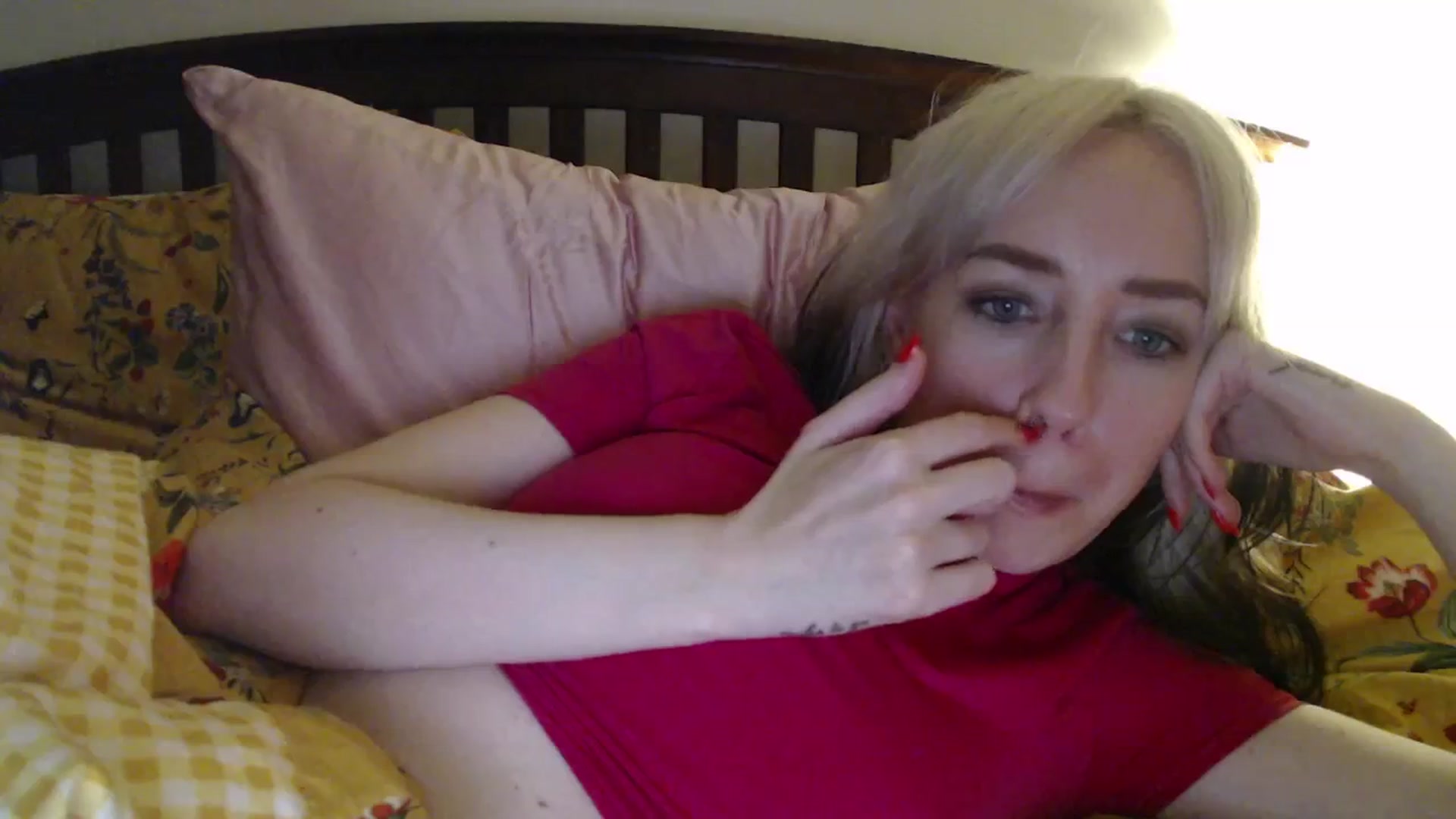 Gallery image thumbnail from NahlaHoney's myfreecams stream on, 03/12/2025, 05:04 image 12 of 20