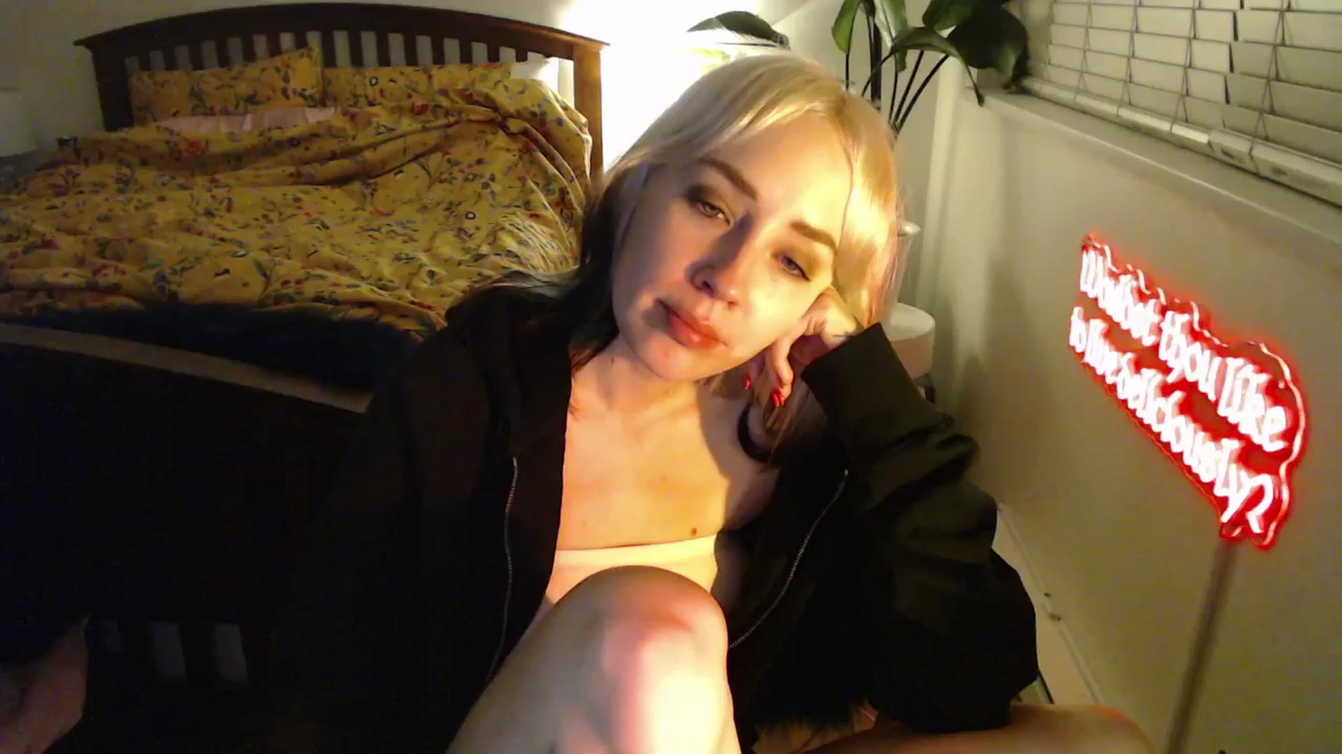 Gallery image thumbnail from NahlaHoney's myfreecams stream on, 03/13/2025, 04:32 image 5 of 20