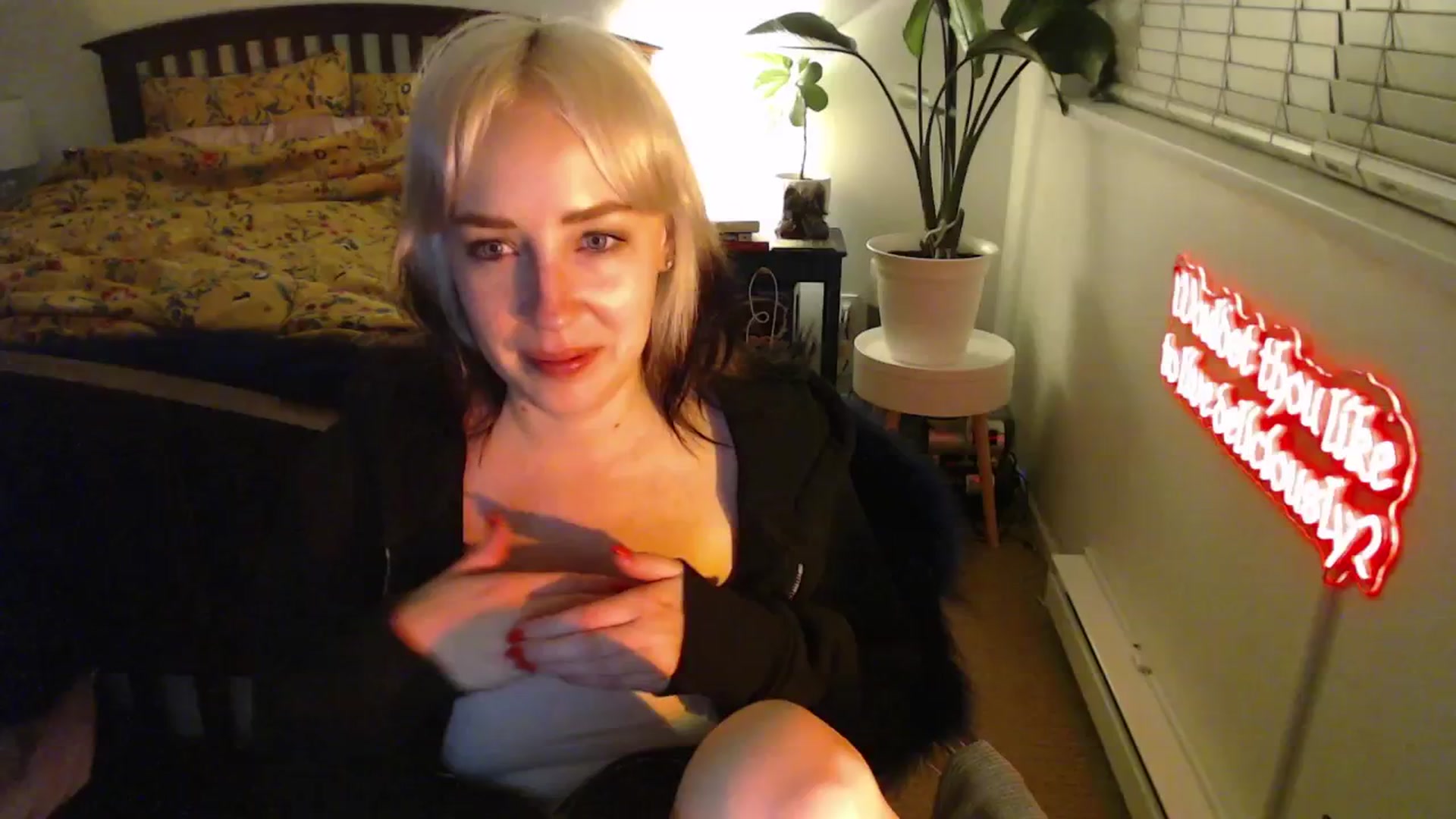 Gallery image thumbnail from NahlaHoney's myfreecams stream on, 03/13/2025, 04:32 image 3 of 20
