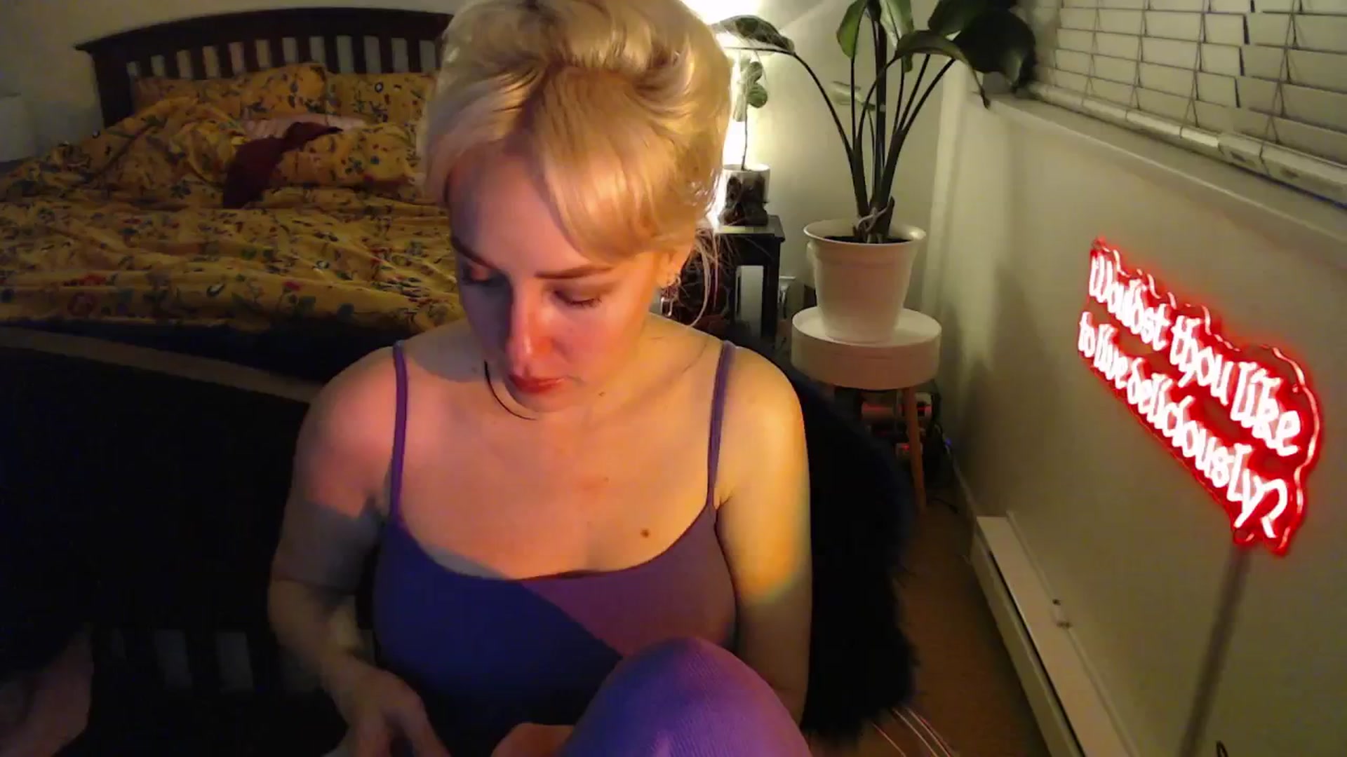 Gallery image thumbnail from NahlaHoney's myfreecams stream on, 03/15/2025, 03:46 image 7 of 20
