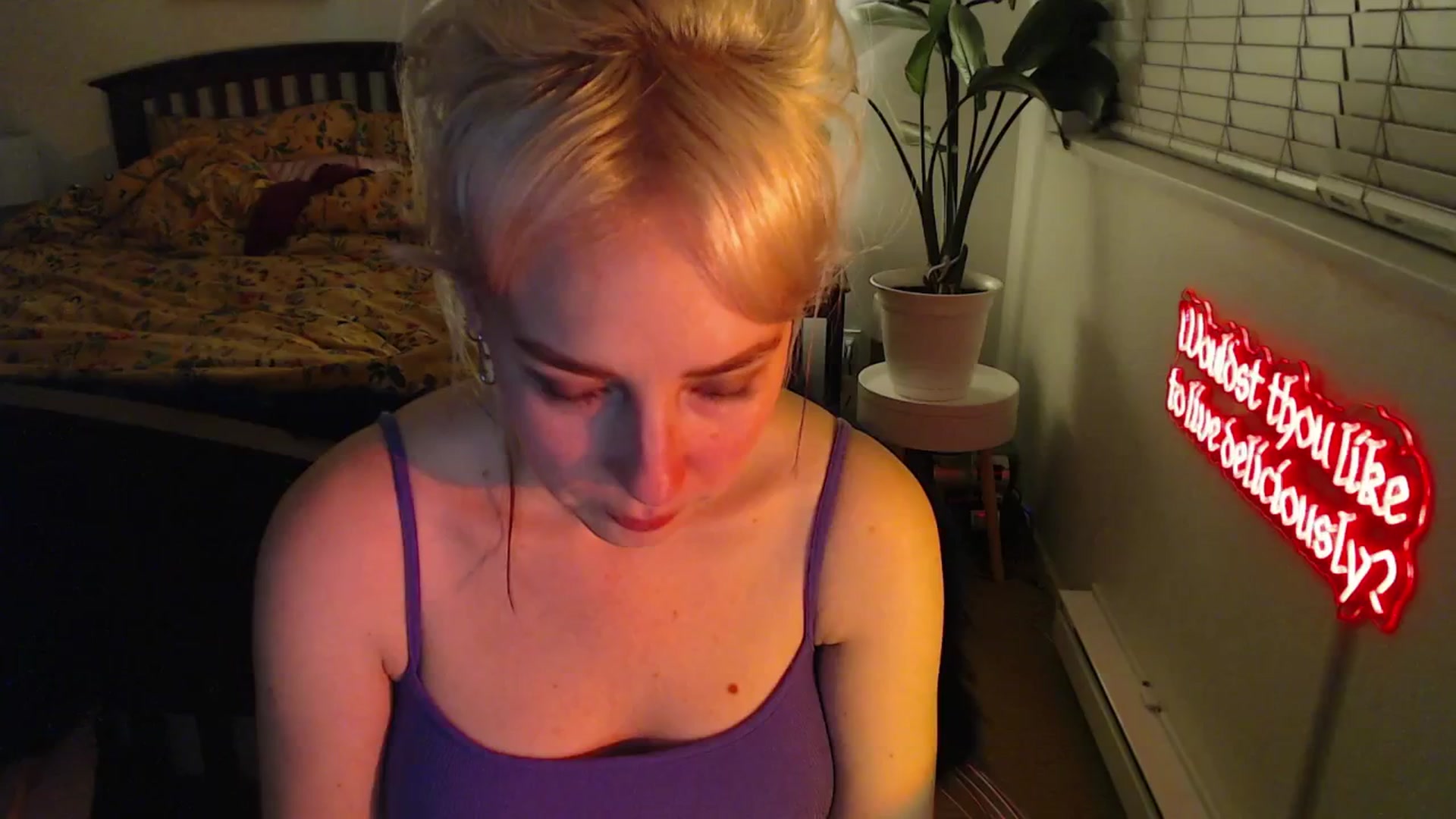 Gallery image thumbnail from NahlaHoney's myfreecams stream on, 03/15/2025, 03:46 image 15 of 20