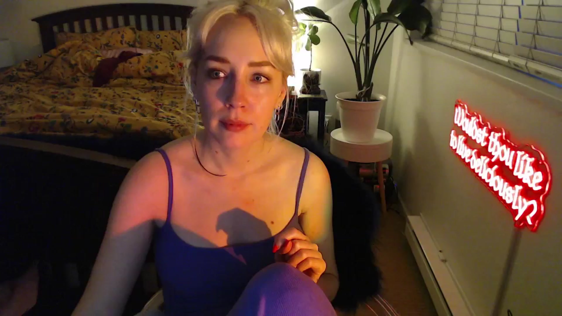 Gallery image thumbnail from NahlaHoney's myfreecams stream on, 03/15/2025, 03:46 image 5 of 20