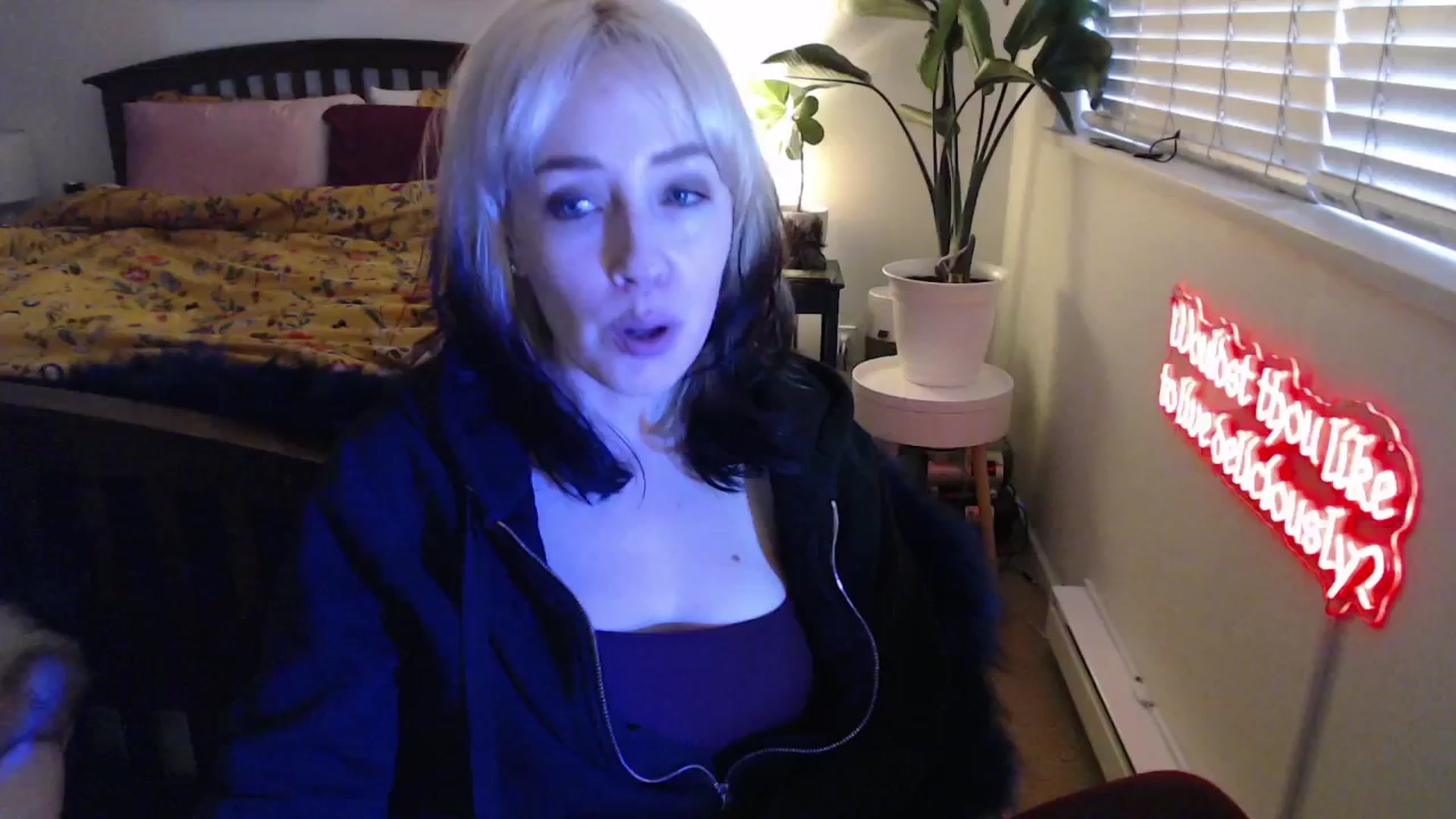 Gallery image thumbnail from NahlaHoney's myfreecams stream on, 03/19/2025, 03:03 image 3 of 20