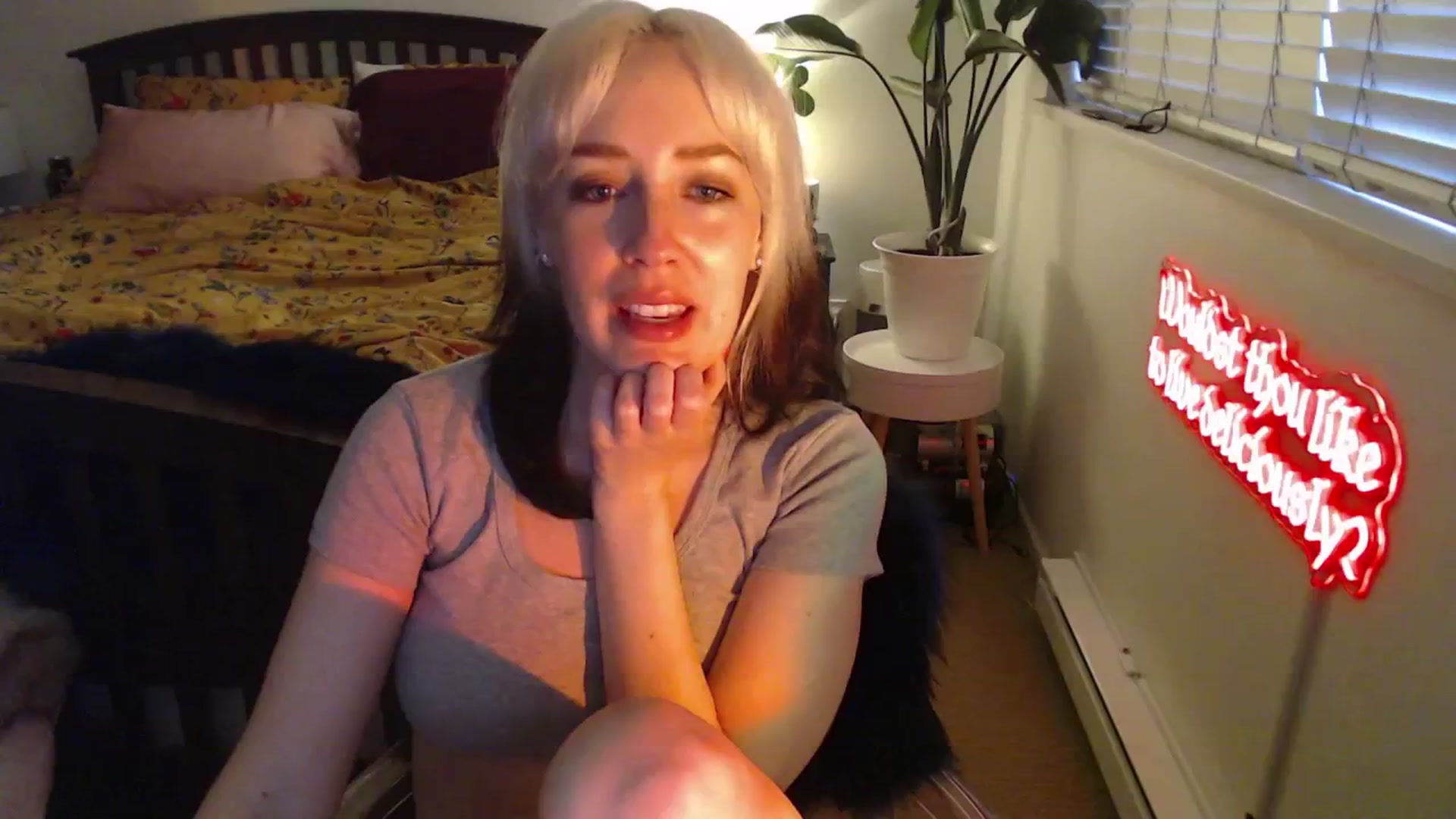 Gallery image thumbnail from NahlaHoney's myfreecams stream on, 03/20/2025, 03:04 image 3 of 20