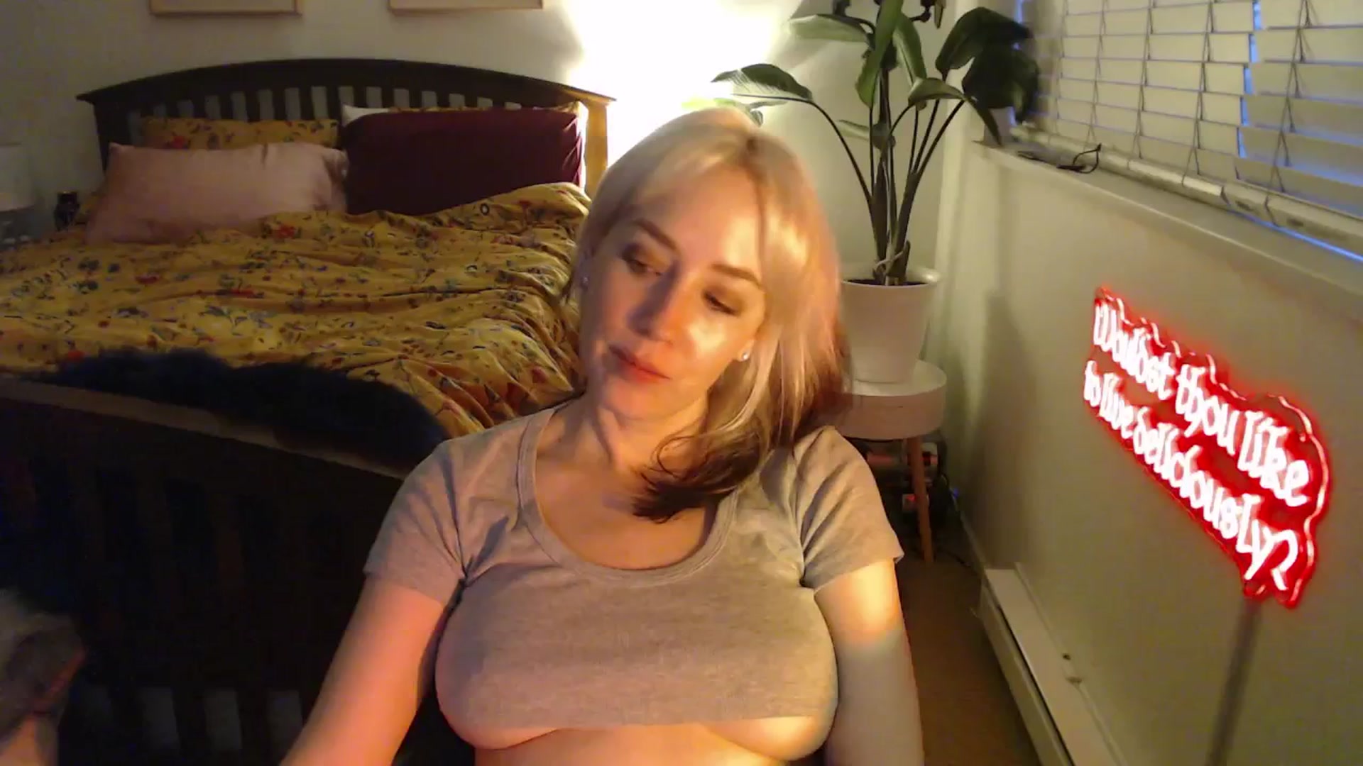 Gallery image thumbnail from NahlaHoney's myfreecams stream on, 03/20/2025, 03:04 image 10 of 20