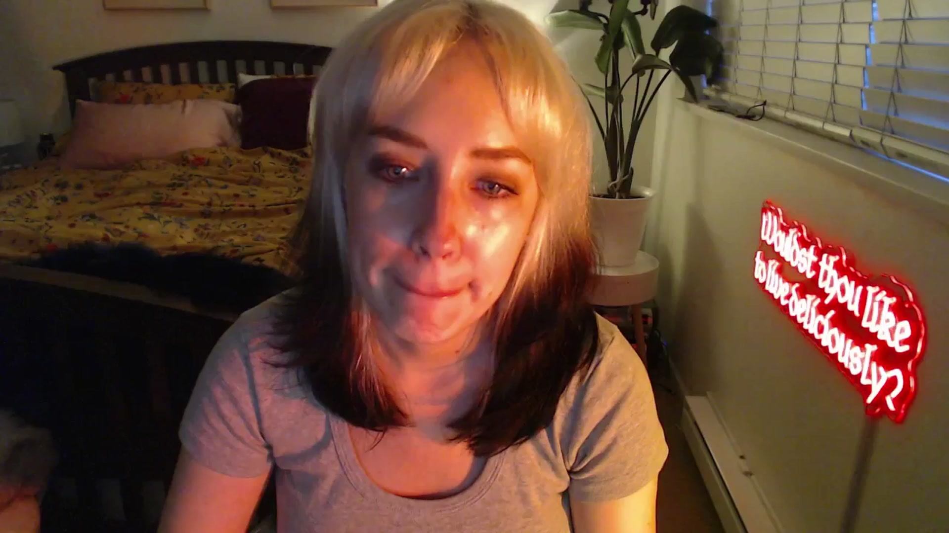Gallery image thumbnail from NahlaHoney's myfreecams stream on, 03/20/2025, 03:04 image 9 of 20