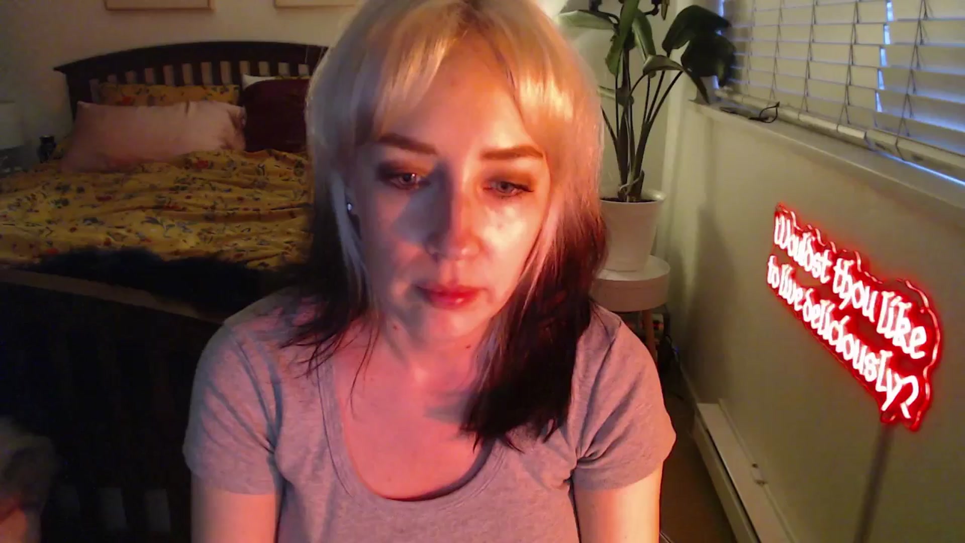 Gallery image thumbnail from NahlaHoney's myfreecams stream on, 03/20/2025, 03:04 image 7 of 20