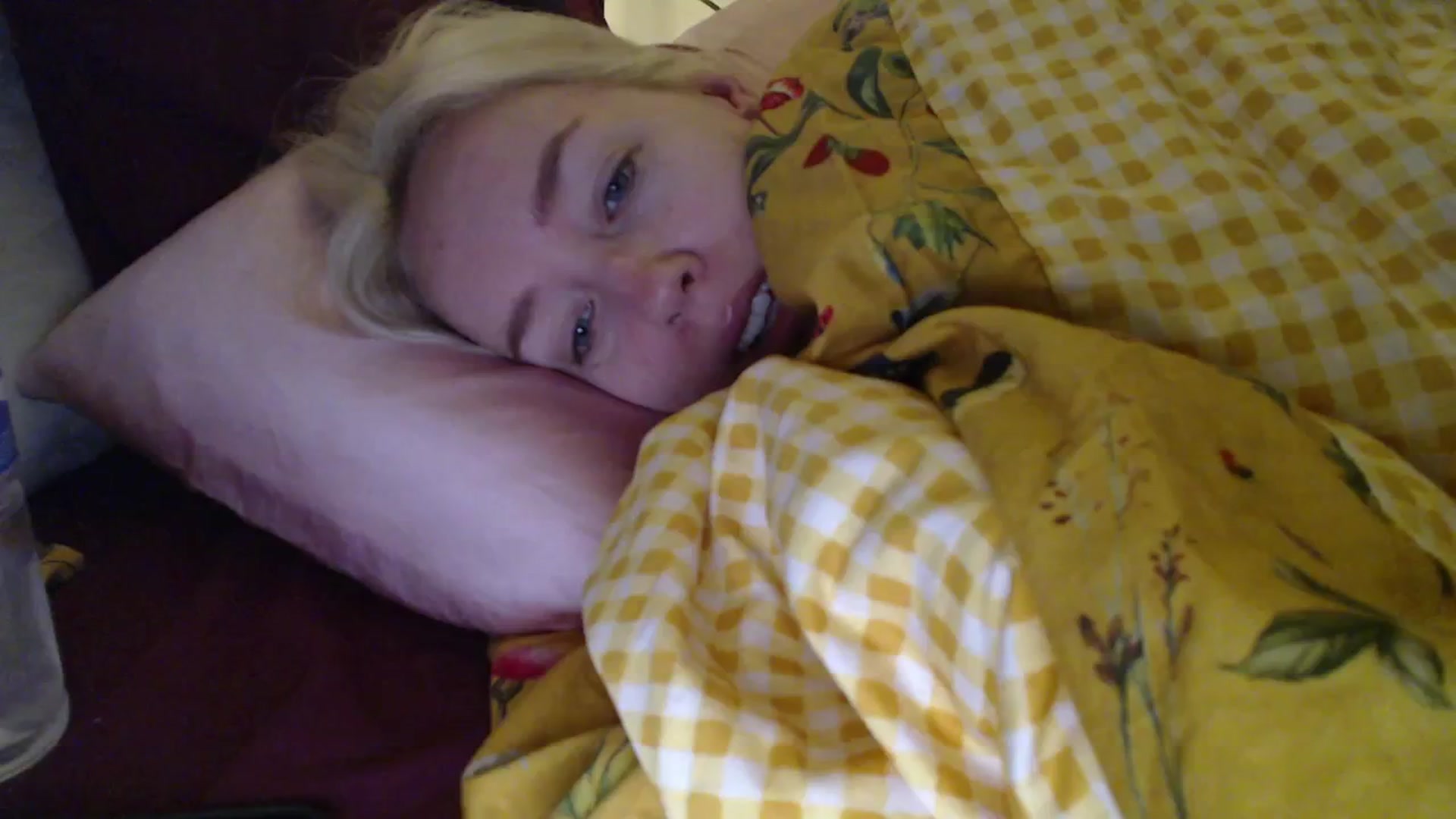 Gallery image thumbnail from NahlaHoney's myfreecams stream on, 03/21/2025, 03:57 image 15 of 20