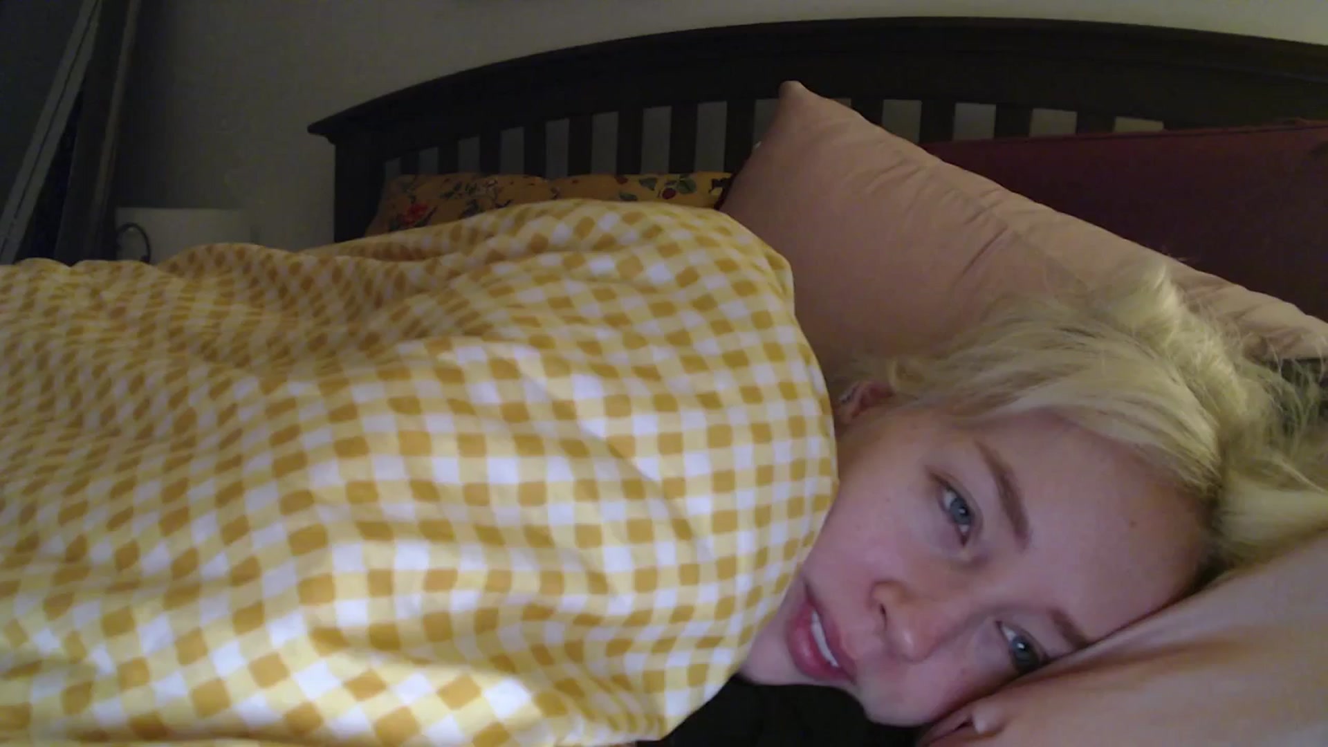 Gallery image thumbnail from NahlaHoney's myfreecams stream on, 03/21/2025, 03:57 image 8 of 20