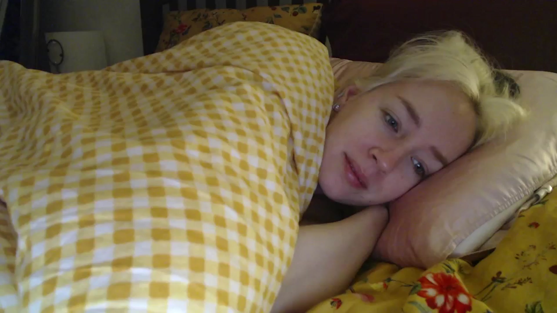 Gallery image thumbnail from NahlaHoney's myfreecams stream on, 03/21/2025, 03:57 image 18 of 20