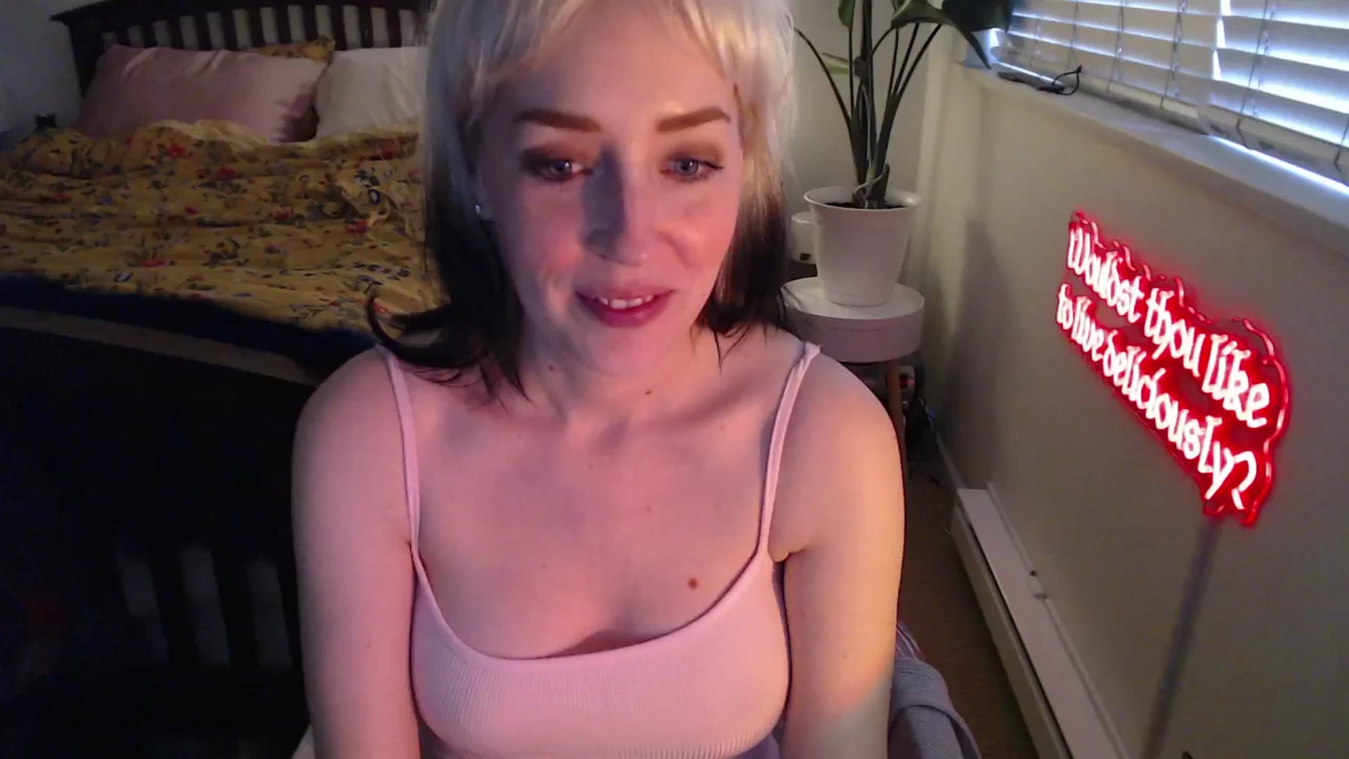 Gallery image thumbnail from NahlaHoney's myfreecams stream on, 03/31/2025, 02:40 image 12 of 20