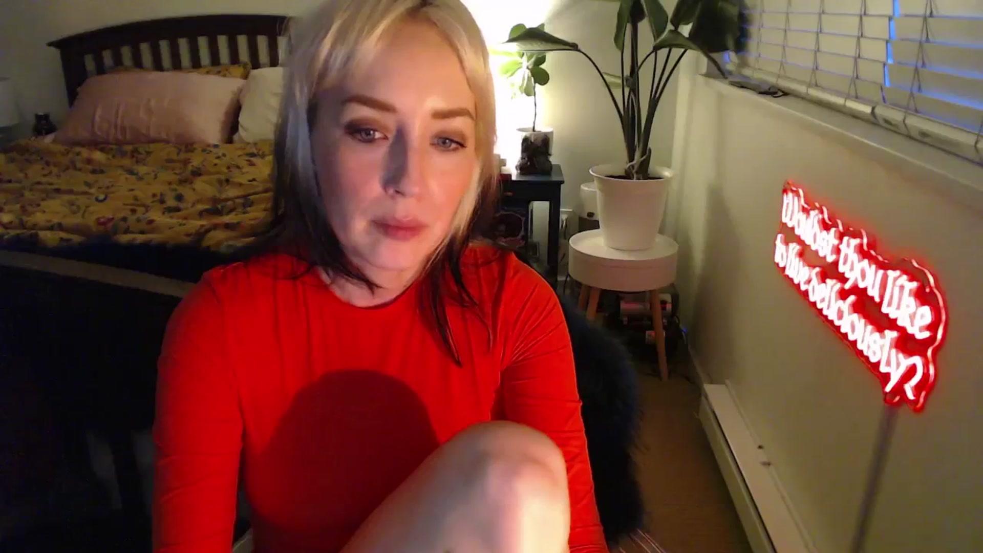 Gallery image thumbnail from NahlaHoney's myfreecams stream on, 04/02/2025, 03:59 image 11 of 20