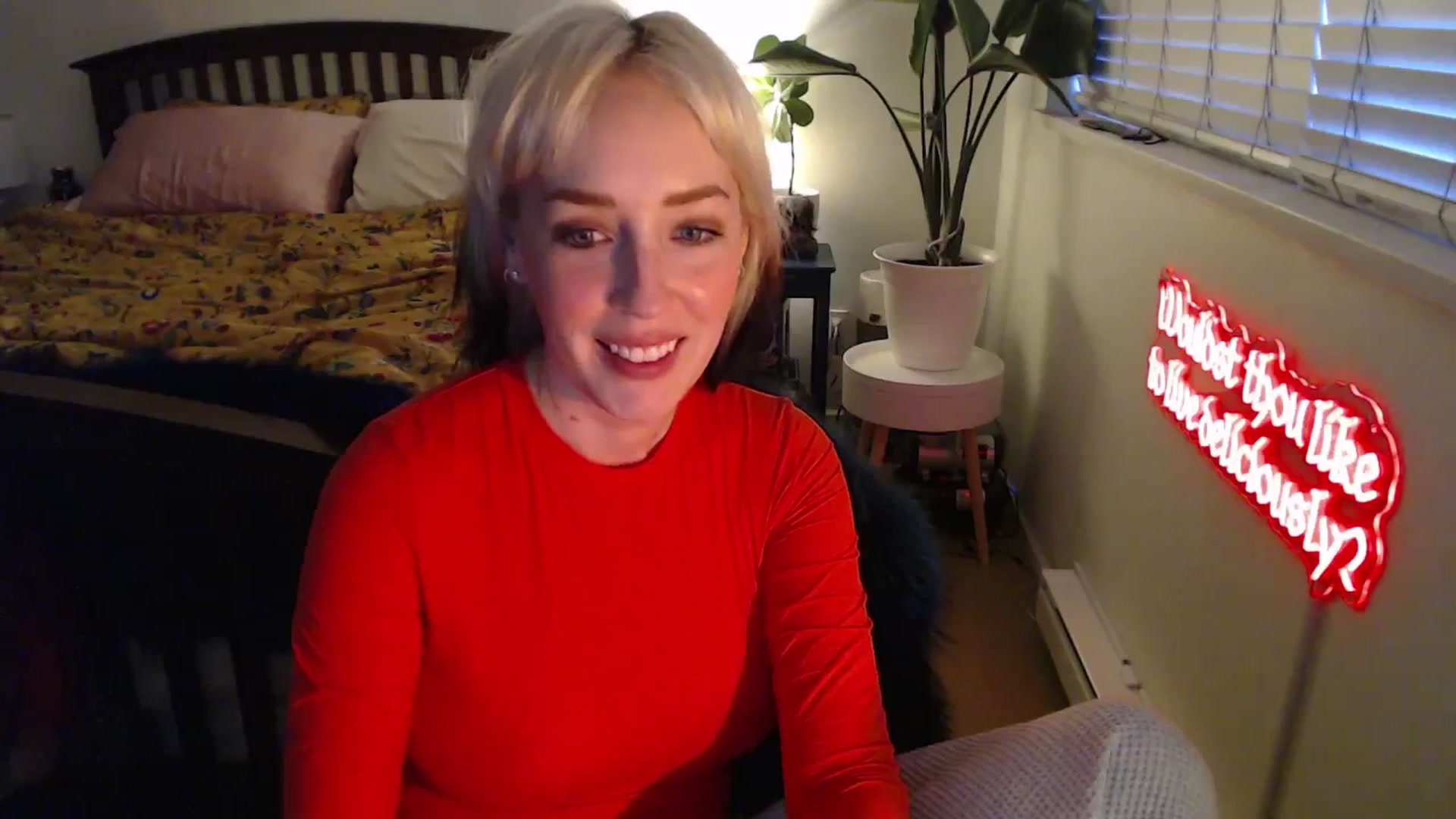 Gallery image thumbnail from NahlaHoney's myfreecams stream on, 04/02/2025, 03:59 image 9 of 20