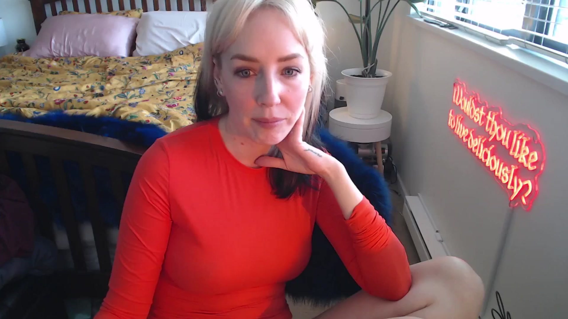 Gallery image thumbnail from NahlaHoney's myfreecams stream on, 04/02/2025, 03:59 image 3 of 20