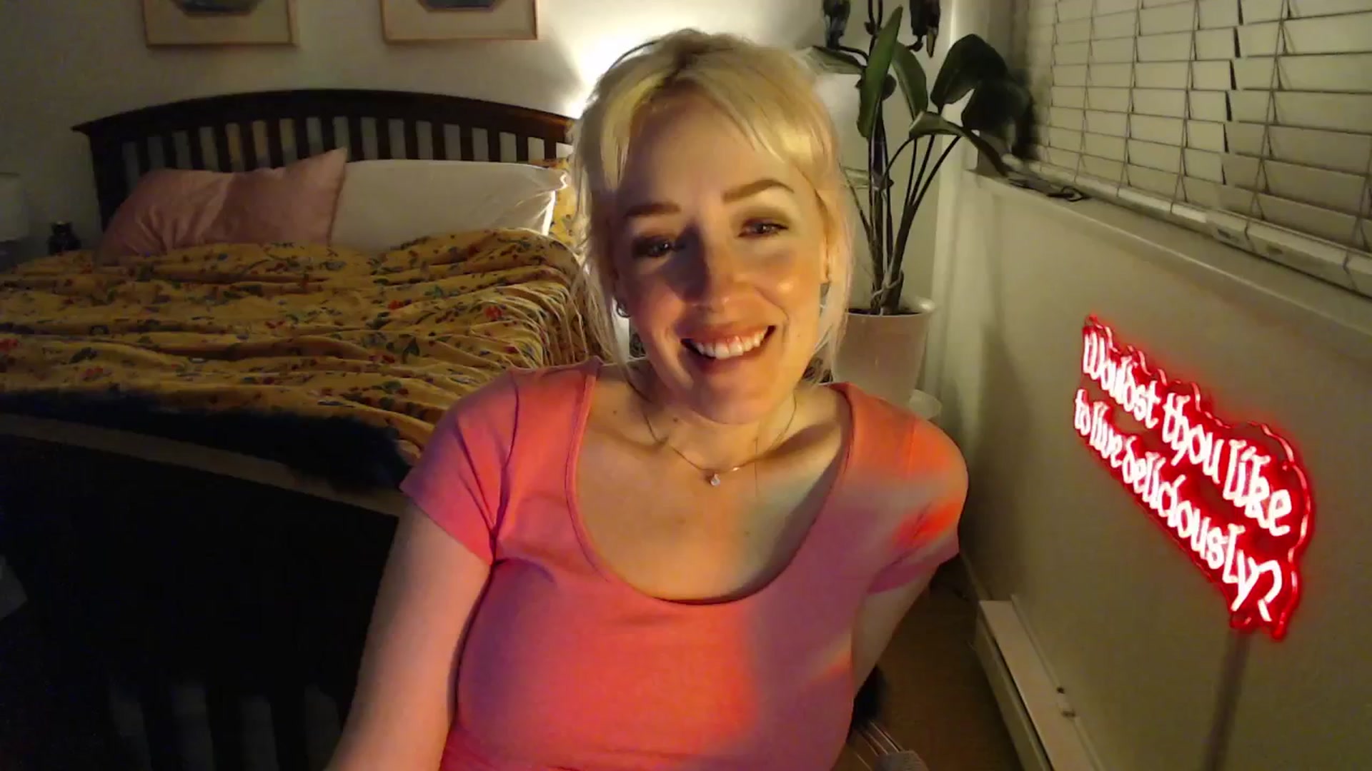 Gallery image thumbnail from NahlaHoney's myfreecams stream on, 04/08/2025, 04:53 image 17 of 20